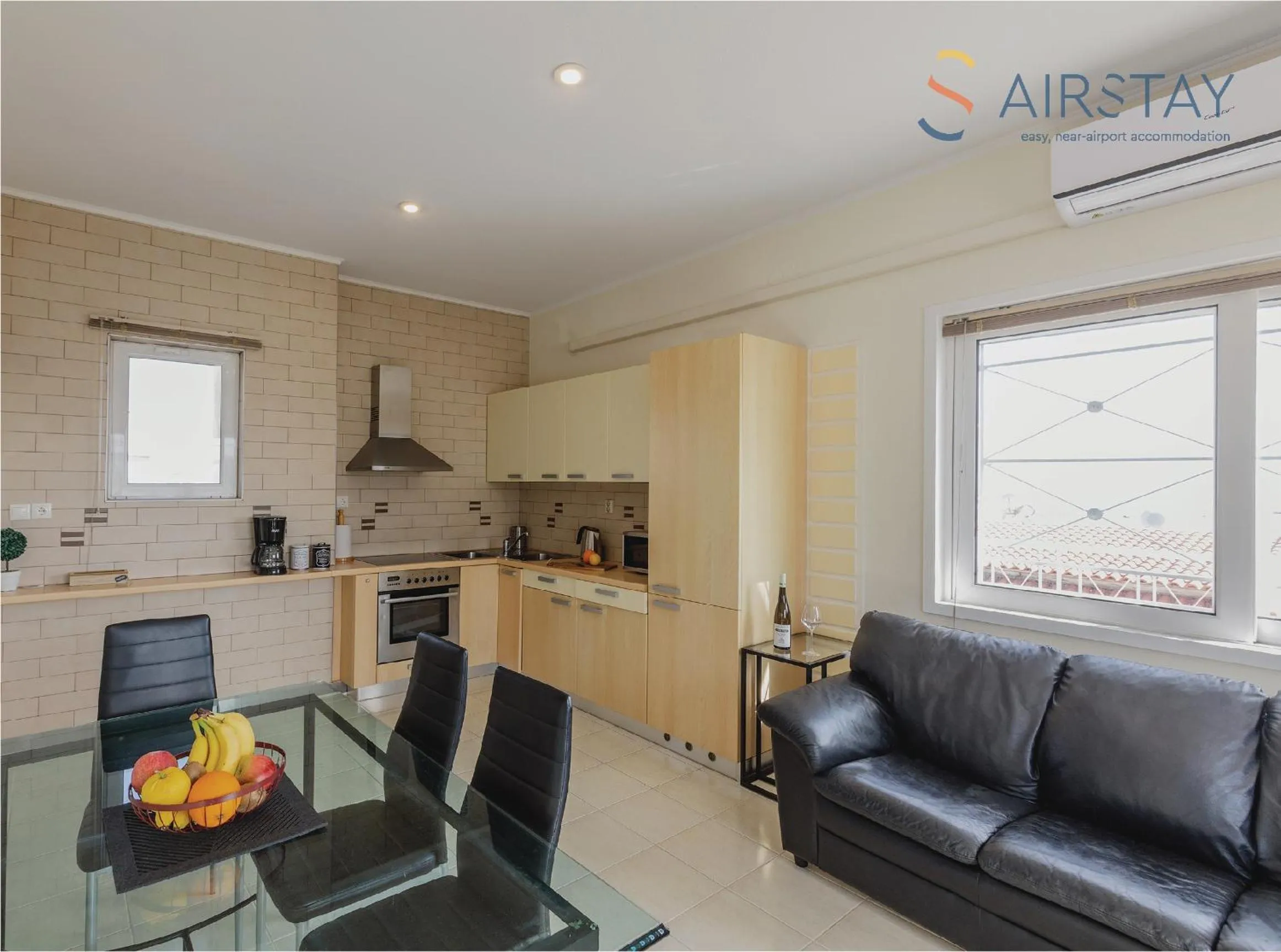 Living room in Nautilus Apartments Airport by Airstay