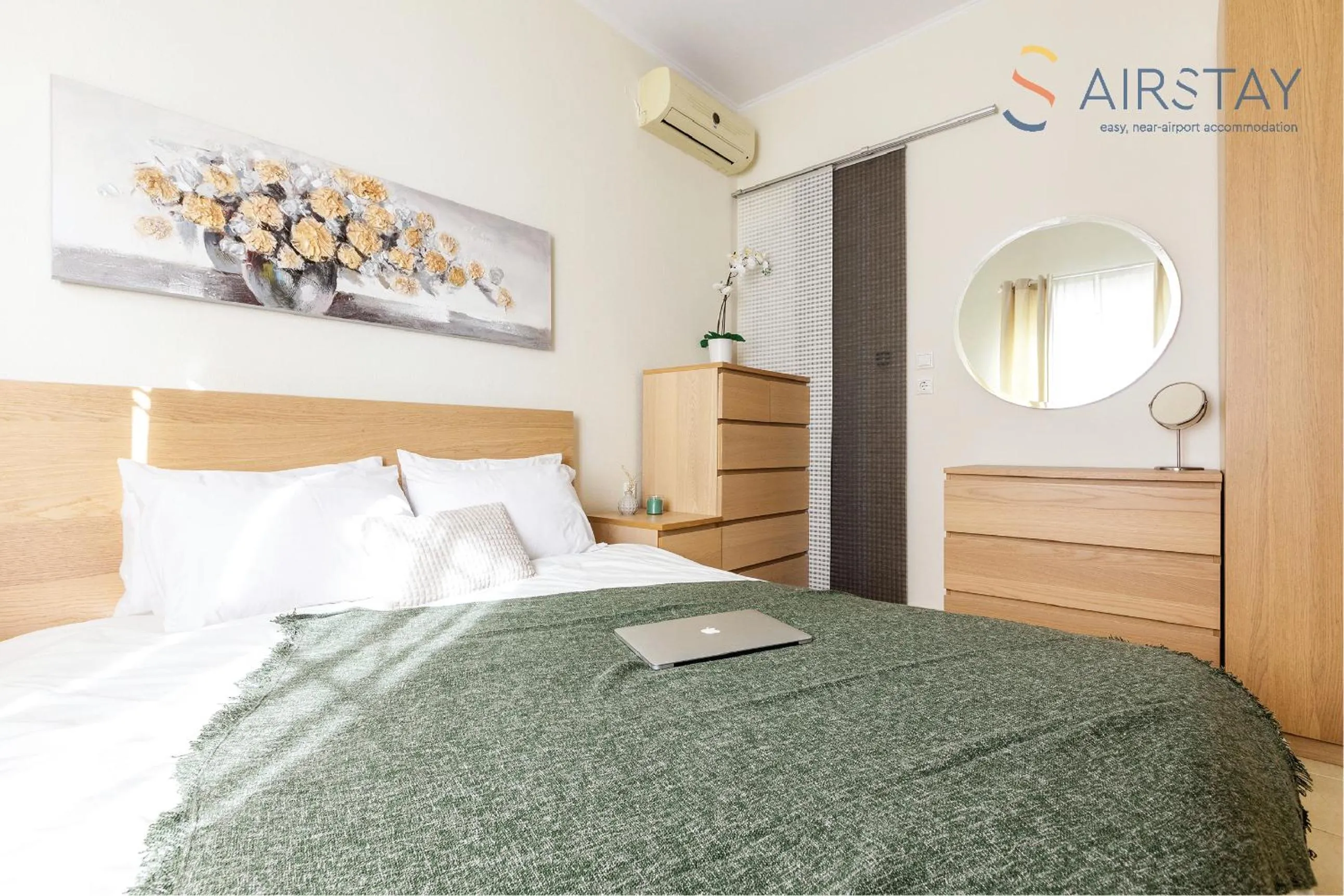 Bed in Nautilus Apartments Airport by Airstay