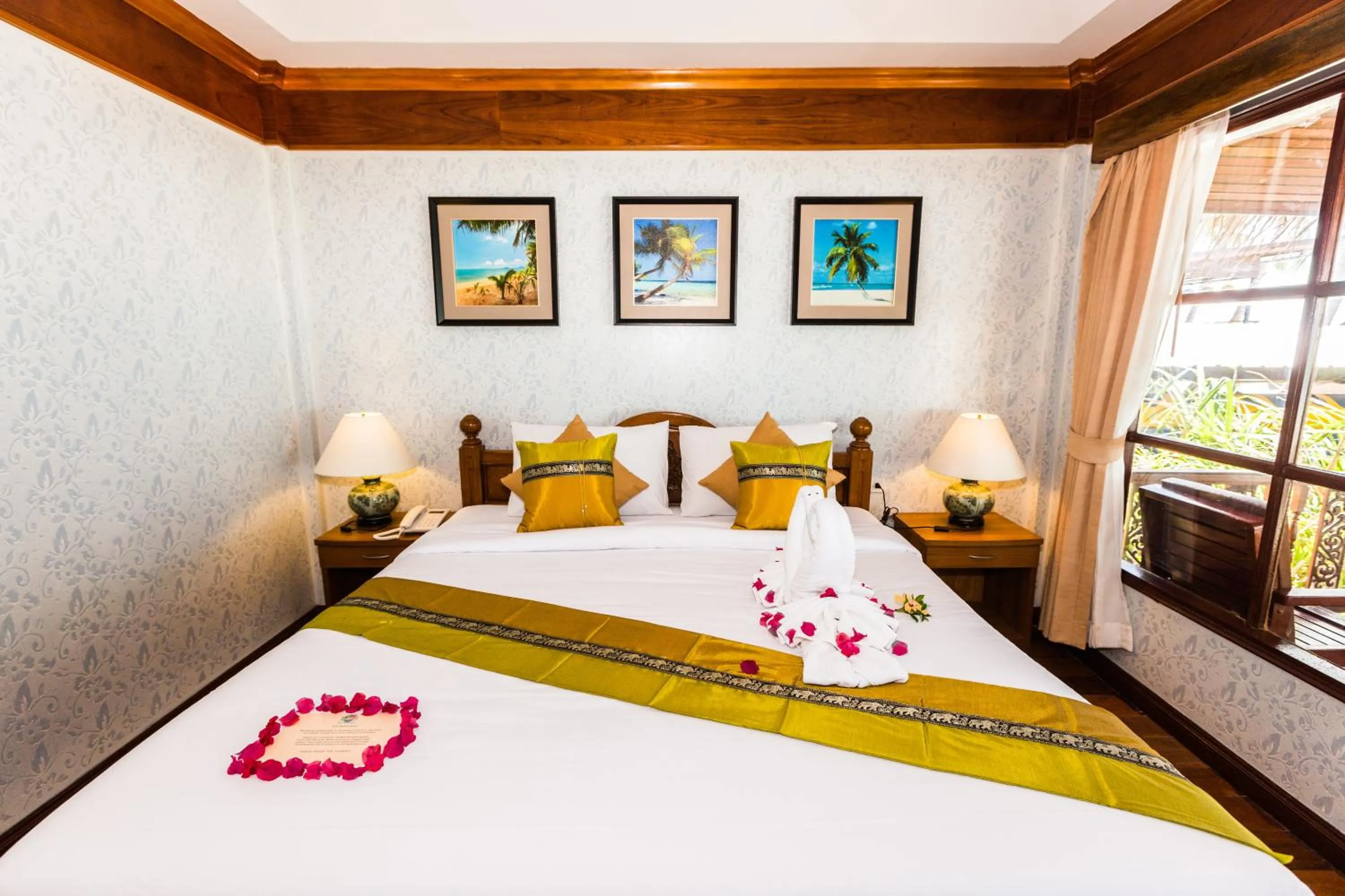 Bedroom, Bed in Lamai Coconut Beach Resort