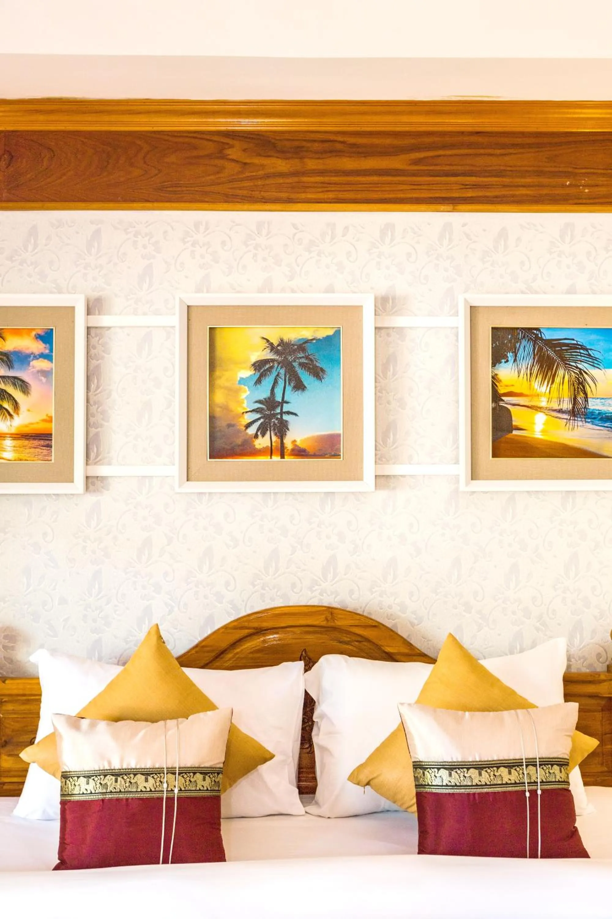 Bedroom in Lamai Coconut Beach Resort