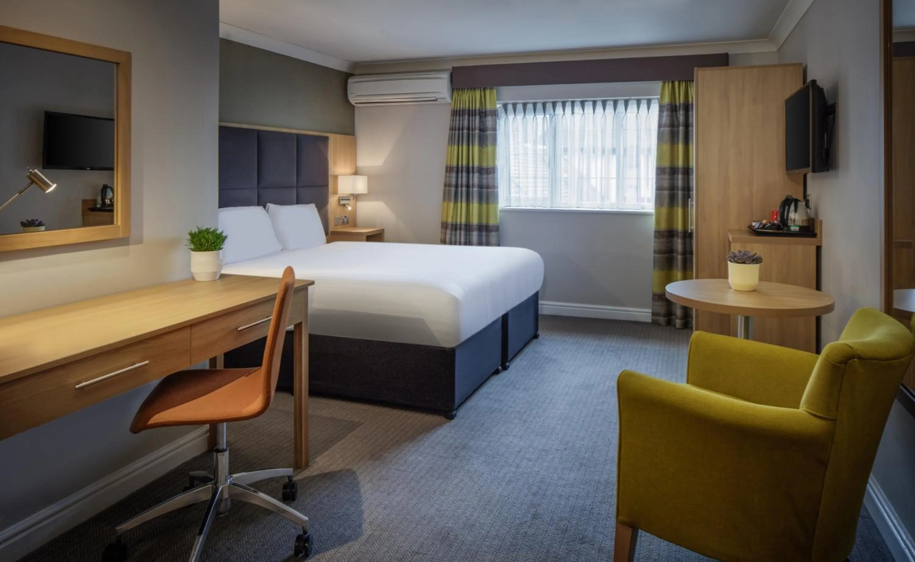 Bed in Sketchley Grange Hotel & Spa