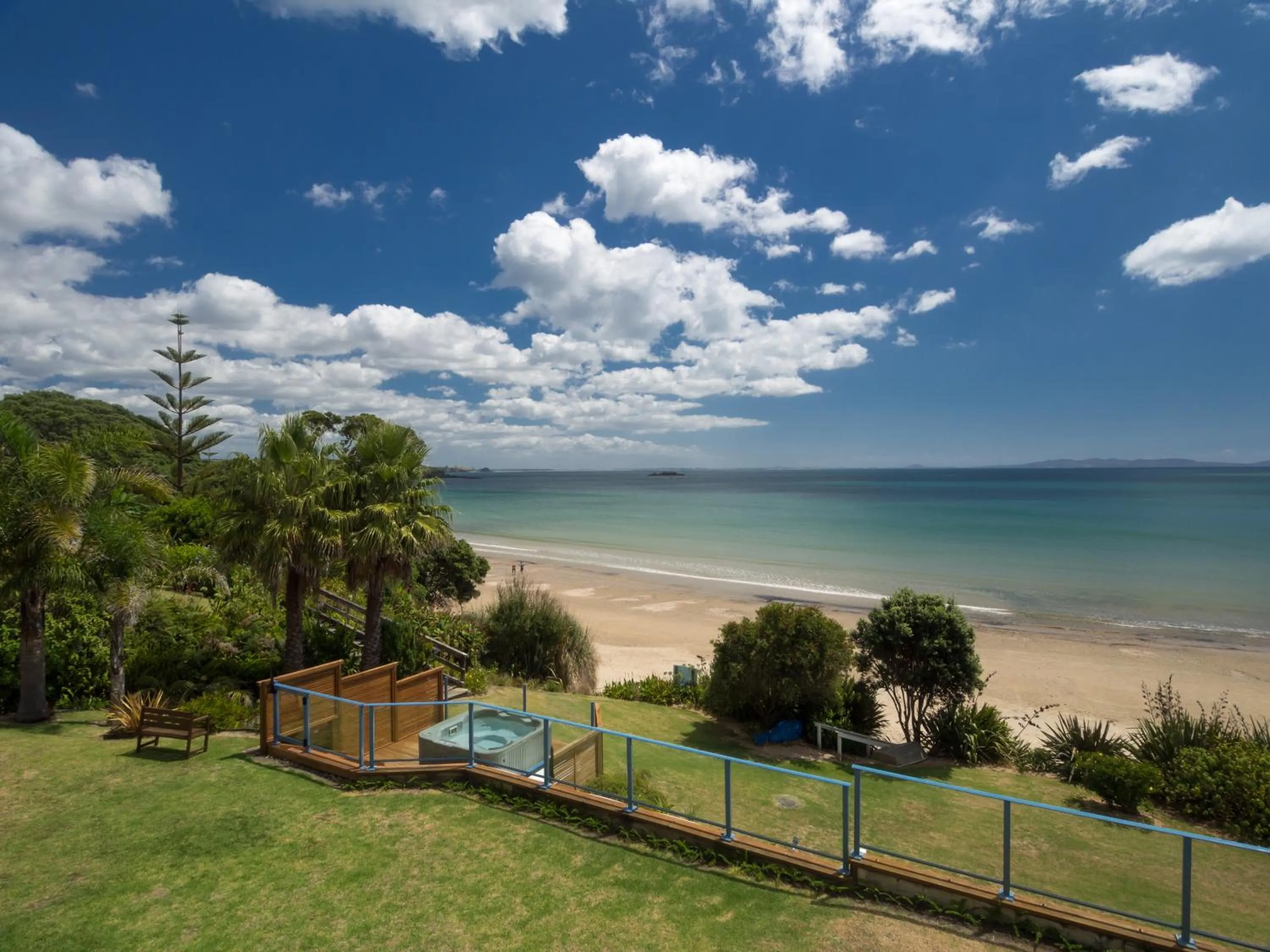 Day in By the Bay Beachfront Apartments