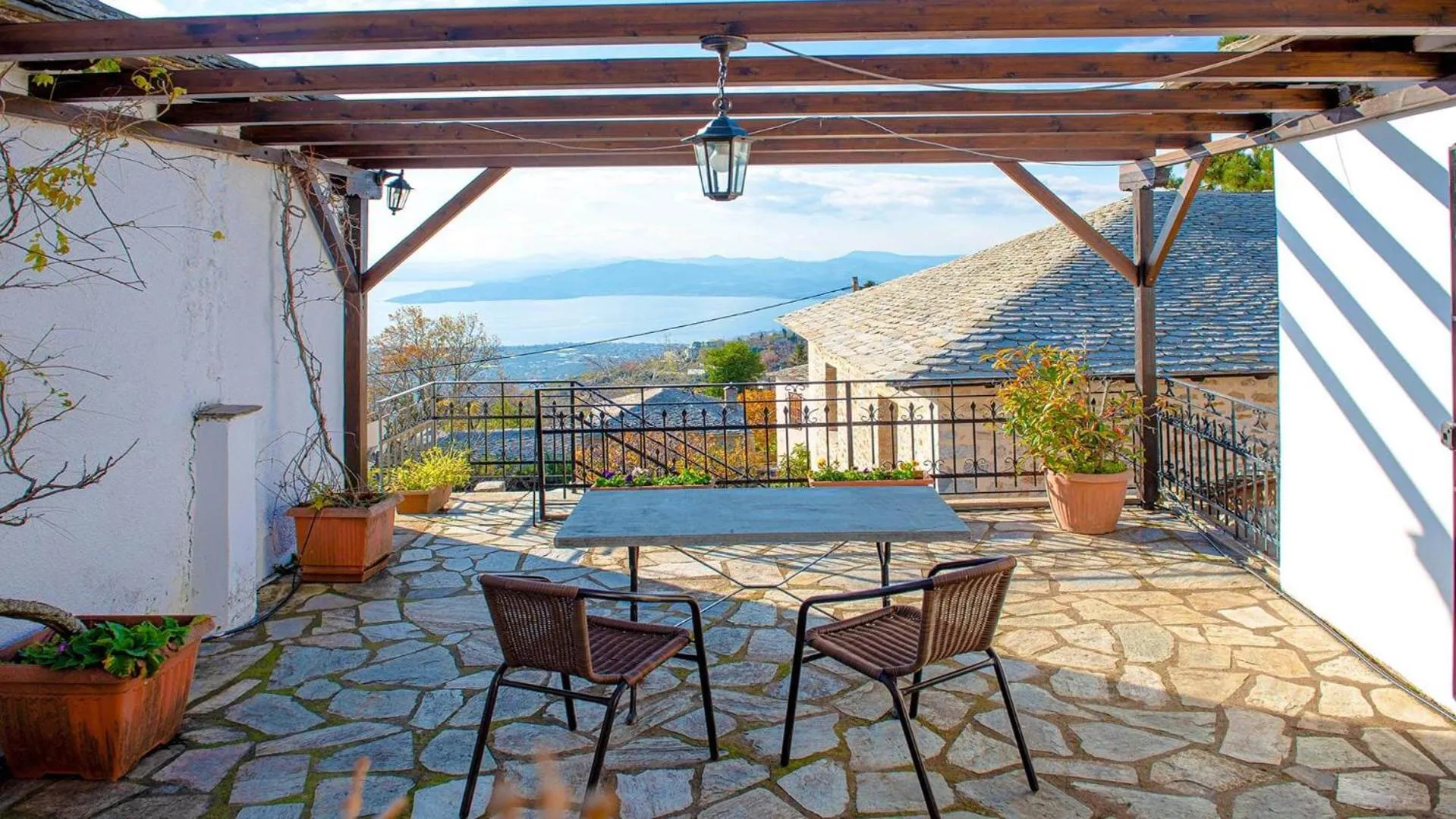 Patio in Chrissi Nefeli
