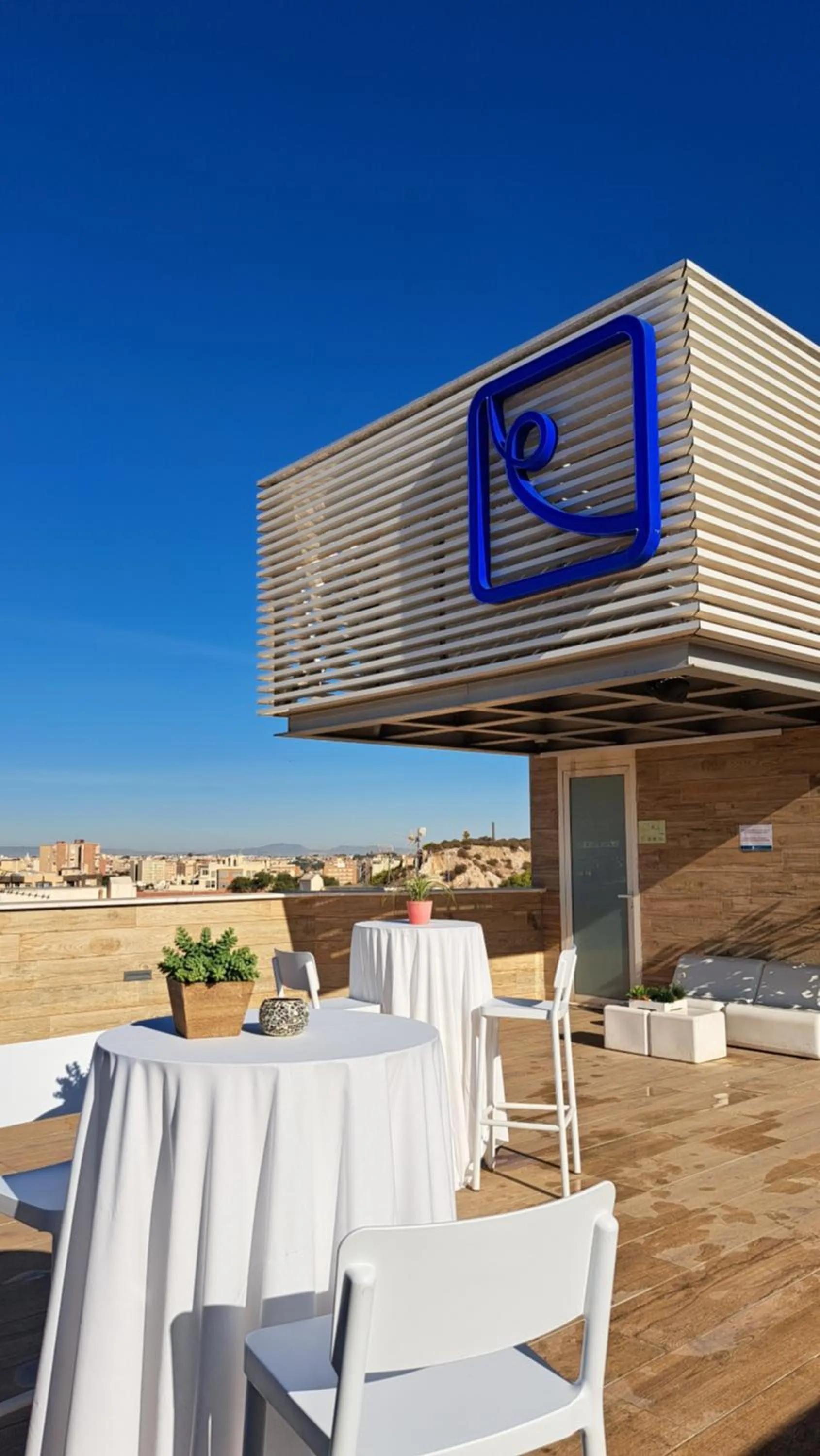 Property building in Loop INN Hostel Cartagena