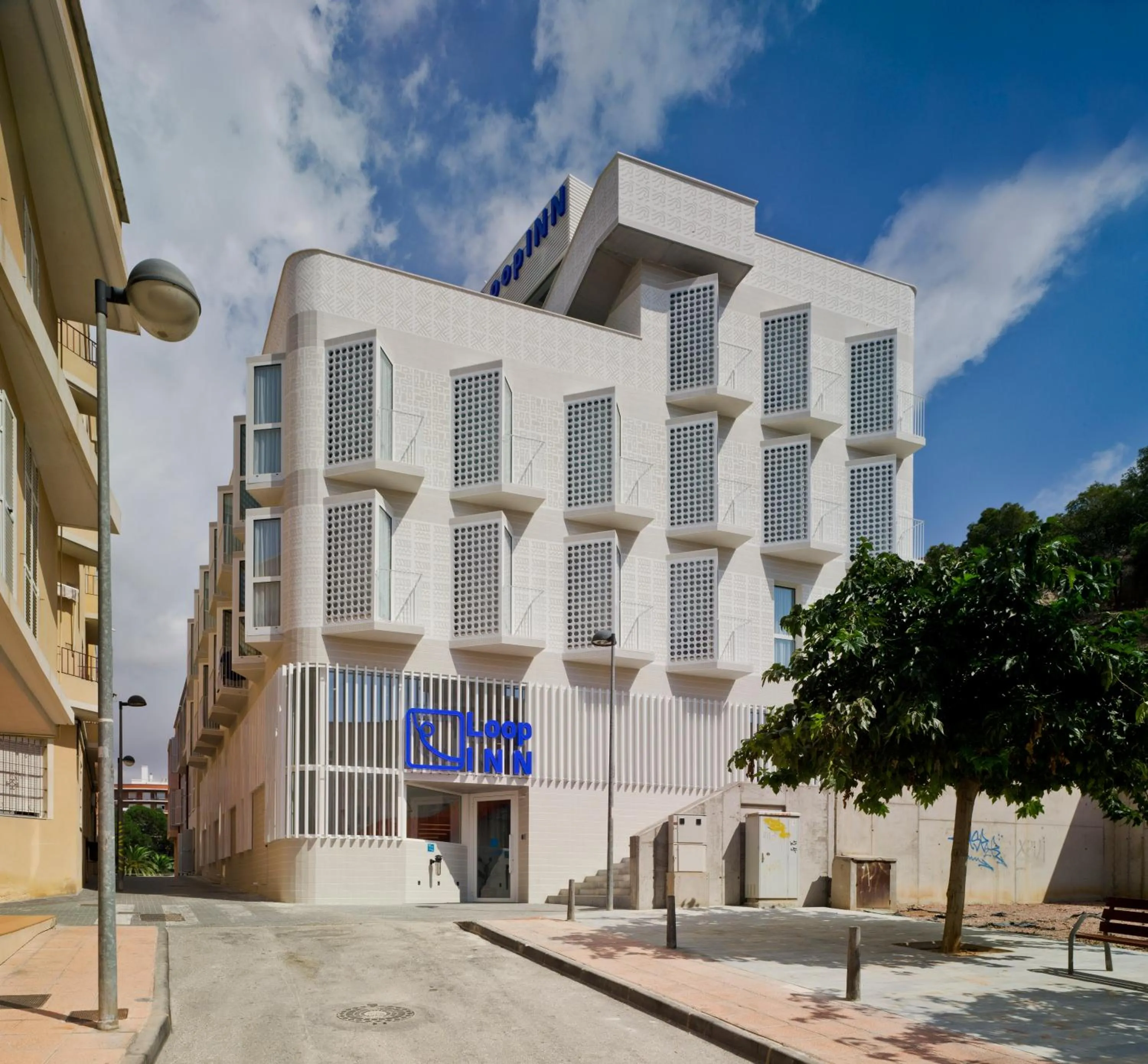 Property building in Loop INN Hostel Cartagena