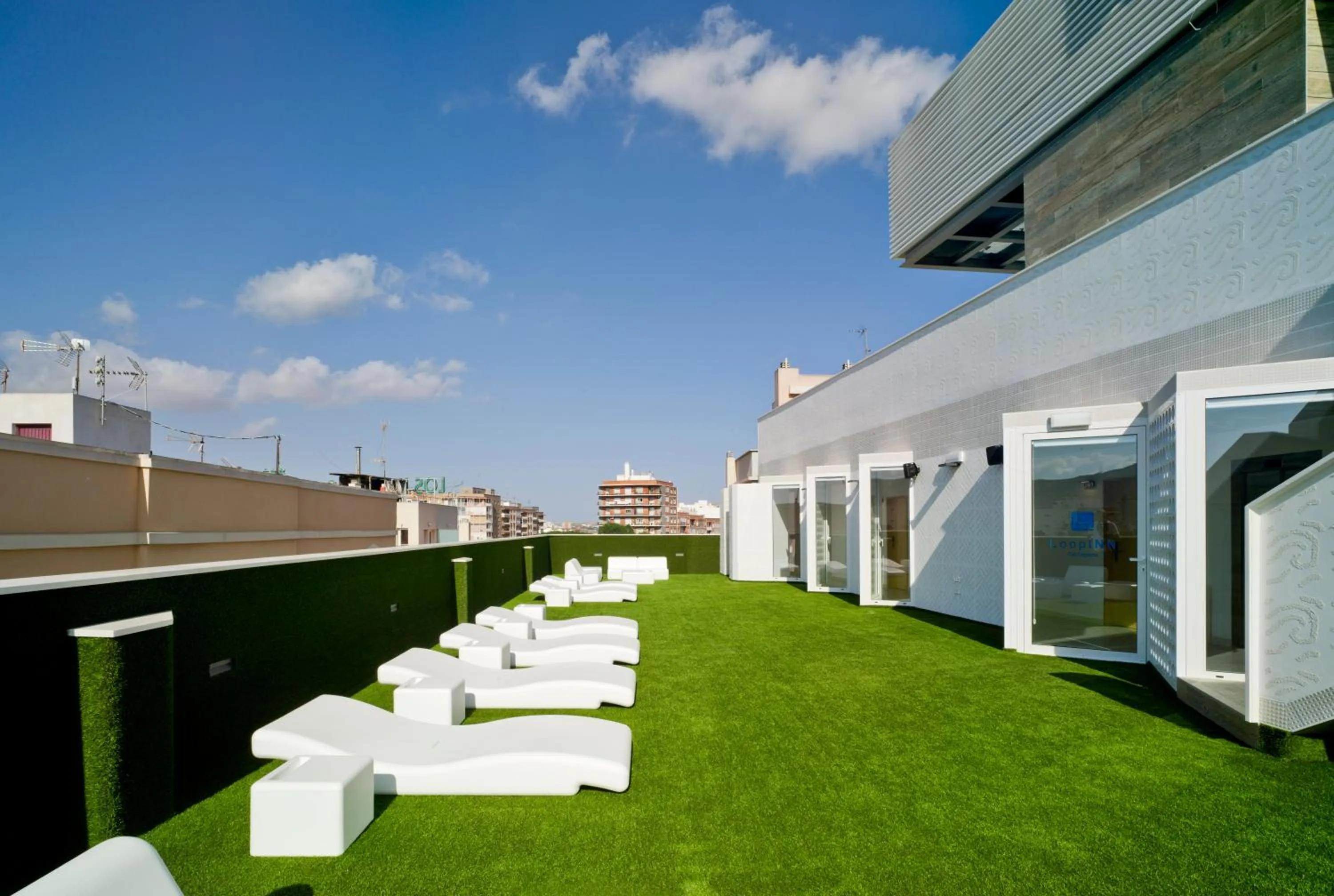 Solarium in Loop INN Hostel Cartagena