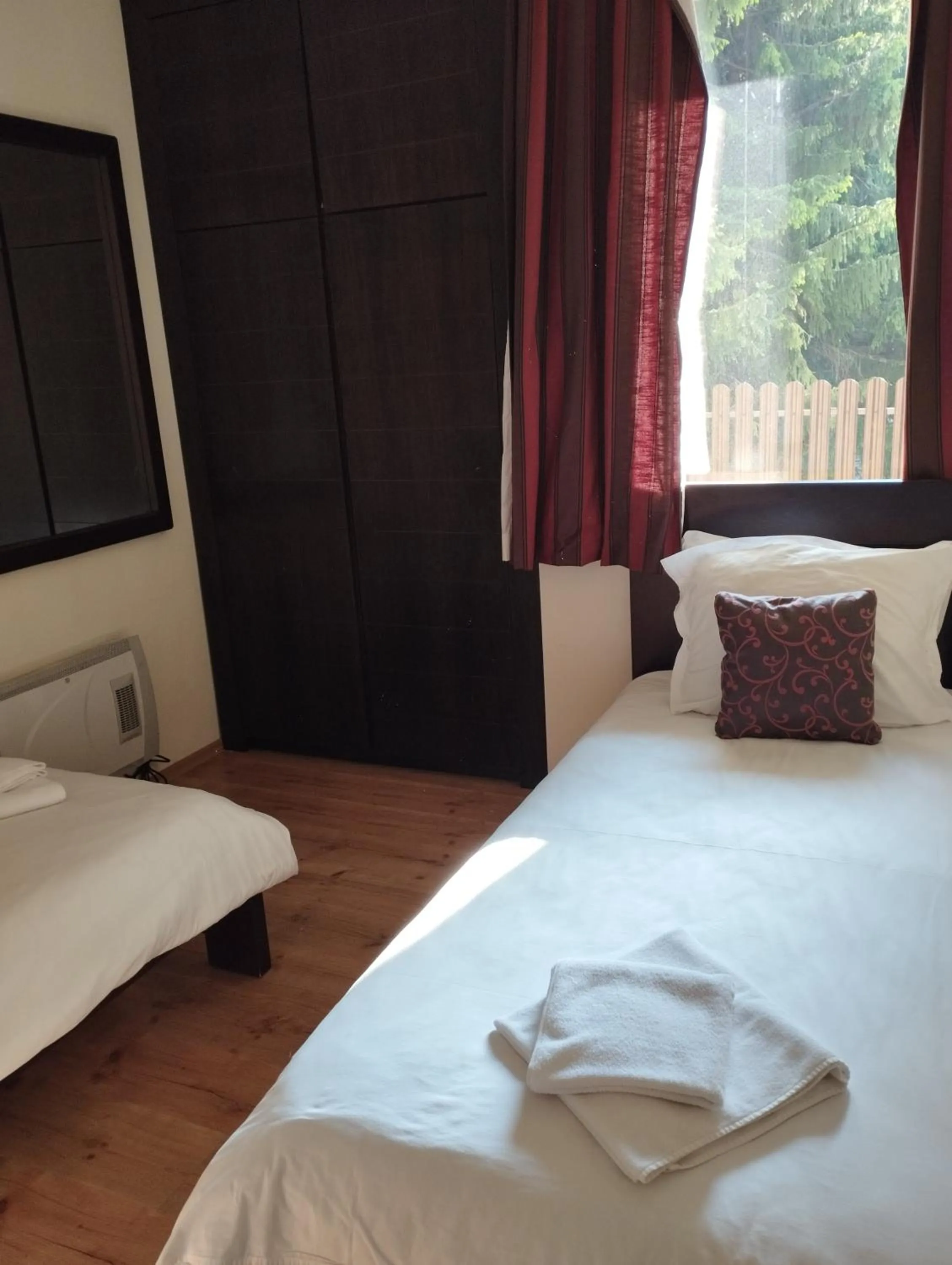 Bed in Chamkoria Chalets
