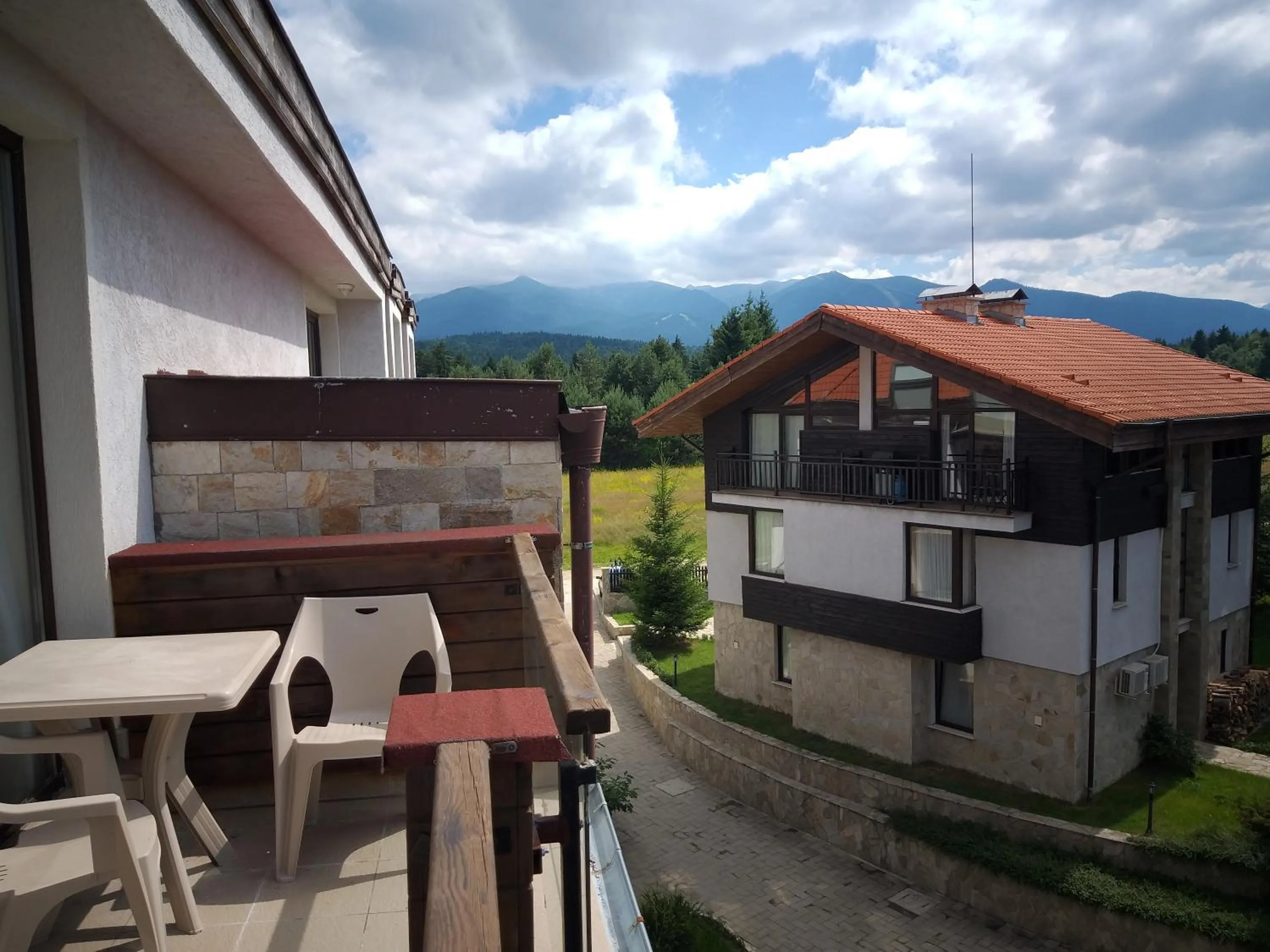 Balcony/Terrace in Chamkoria Chalets