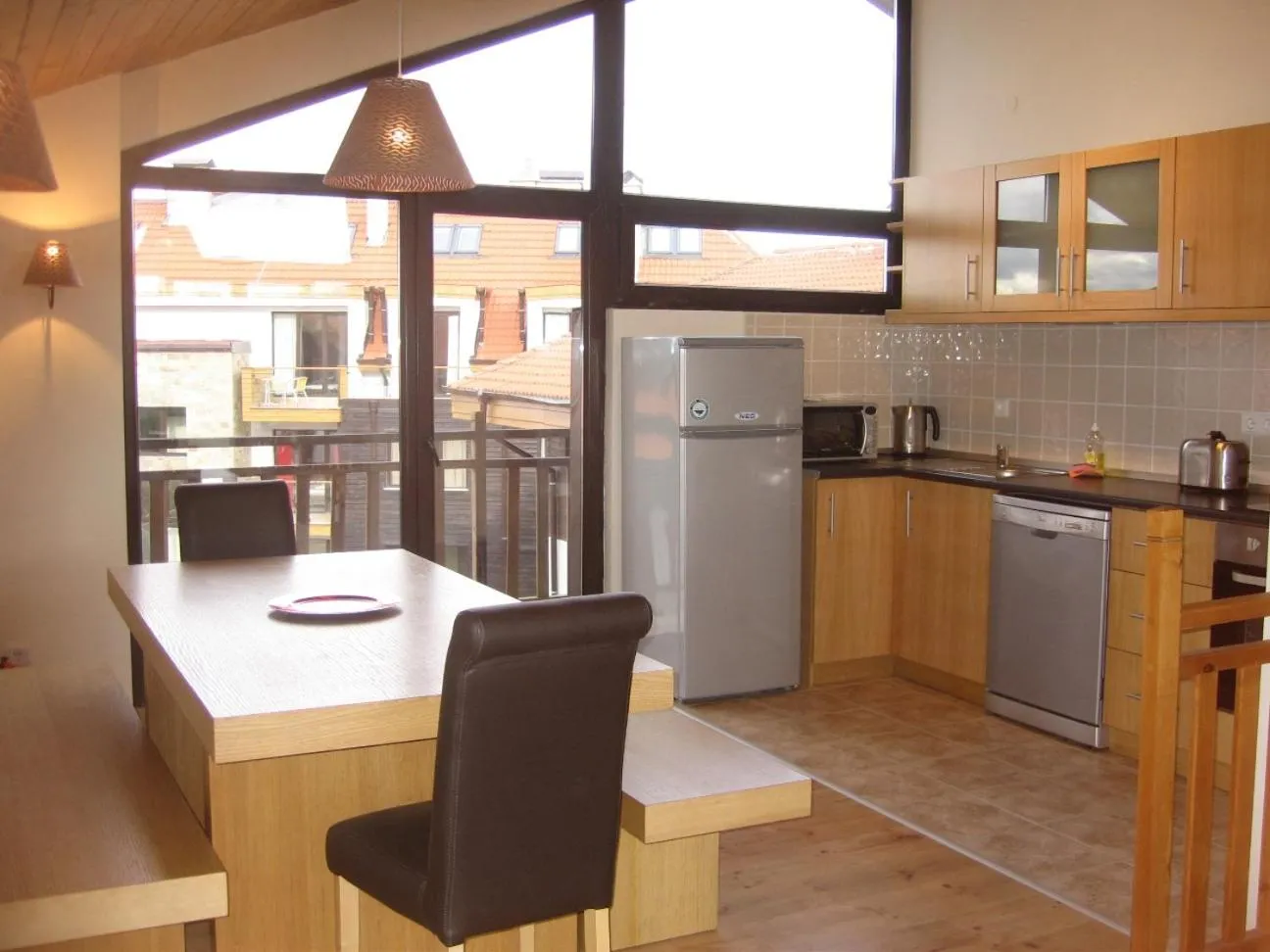 Kitchen or kitchenette in Chamkoria Chalets