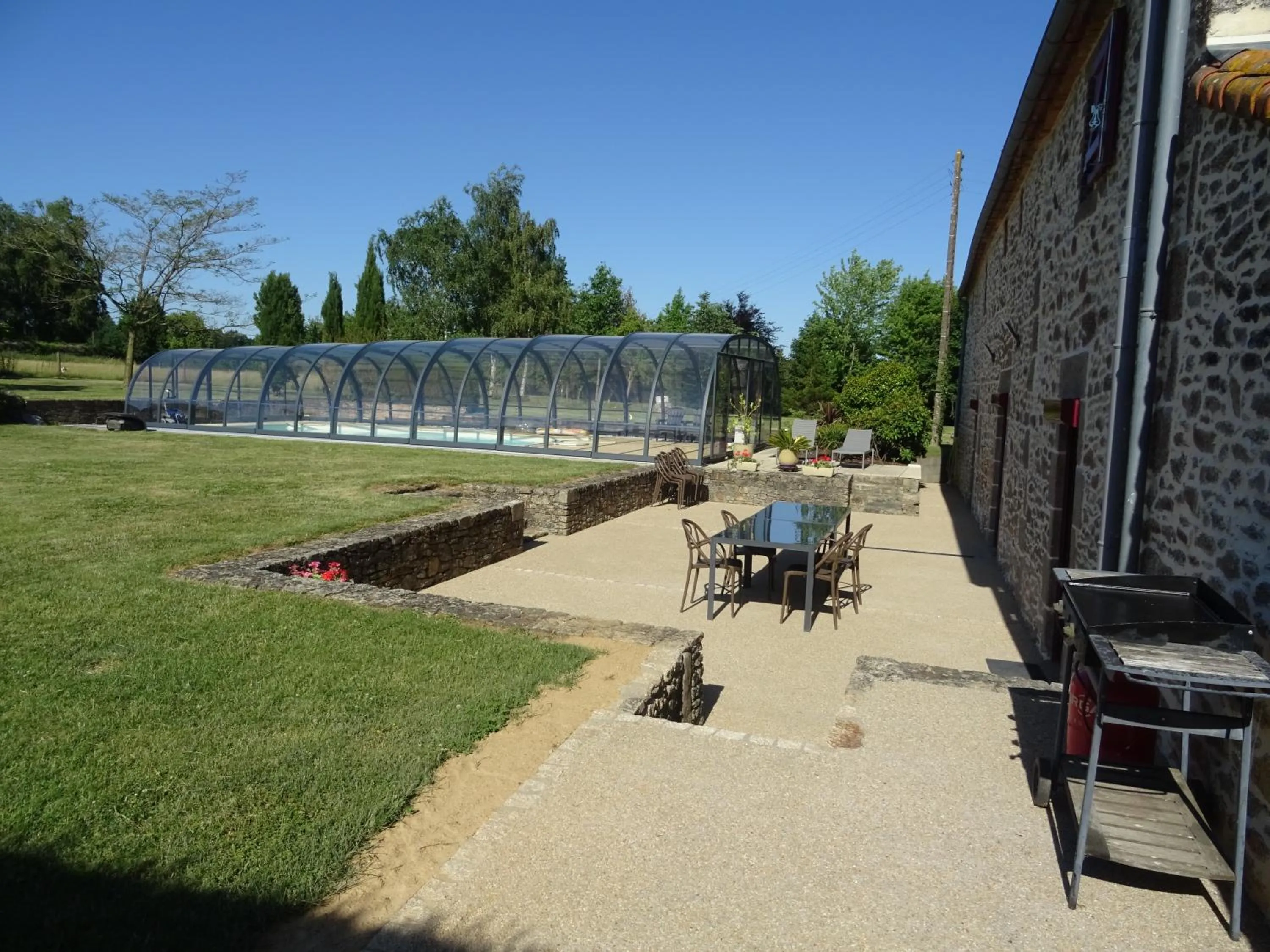 Swimming pool in La Lauriére