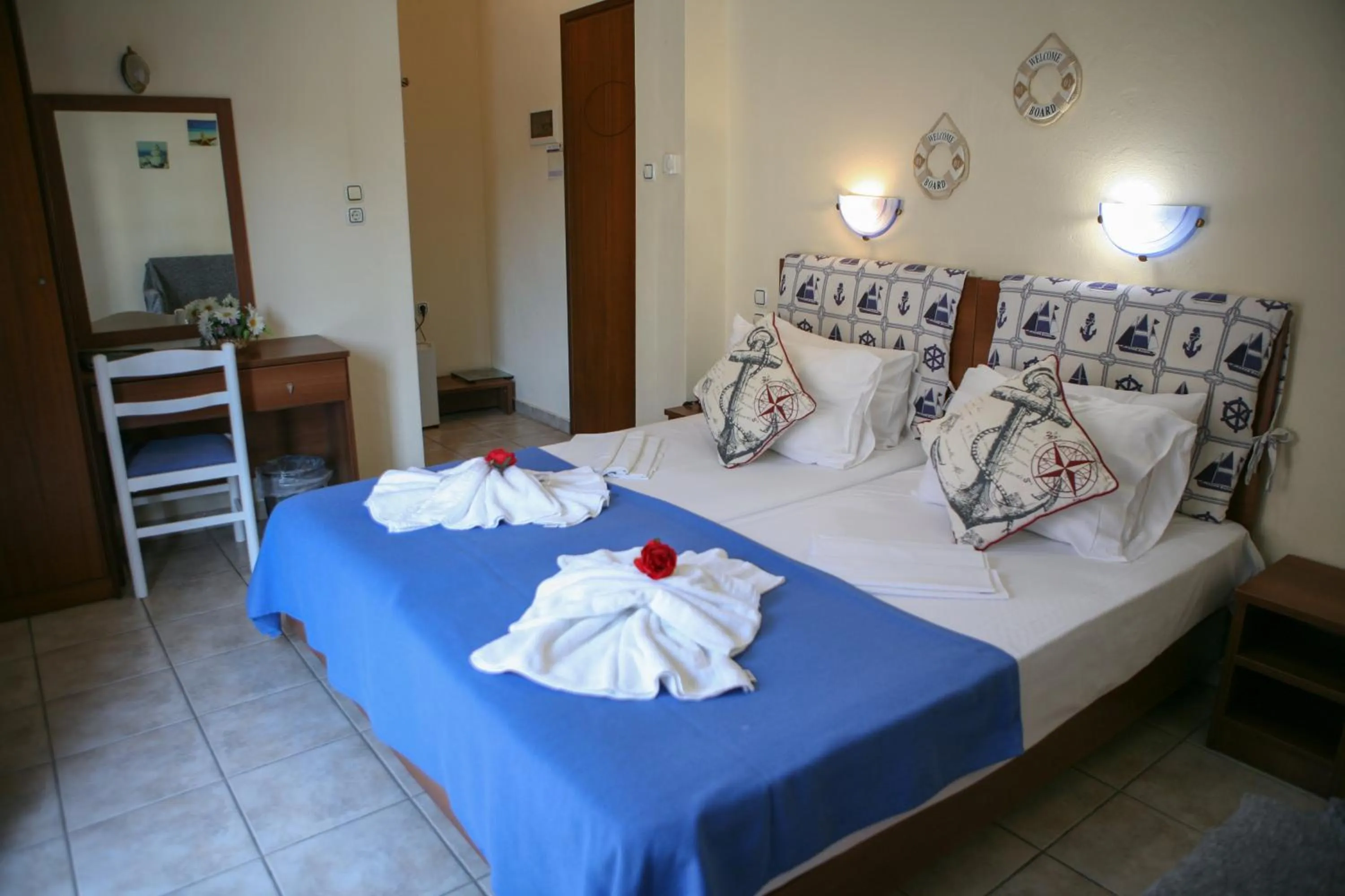 Bed in Hotel Karagianni