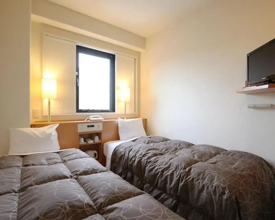 Twin Room - Smoking in AZ Inn Handa Inter Twin Room - Smoking in AZ Inn Handa Inter