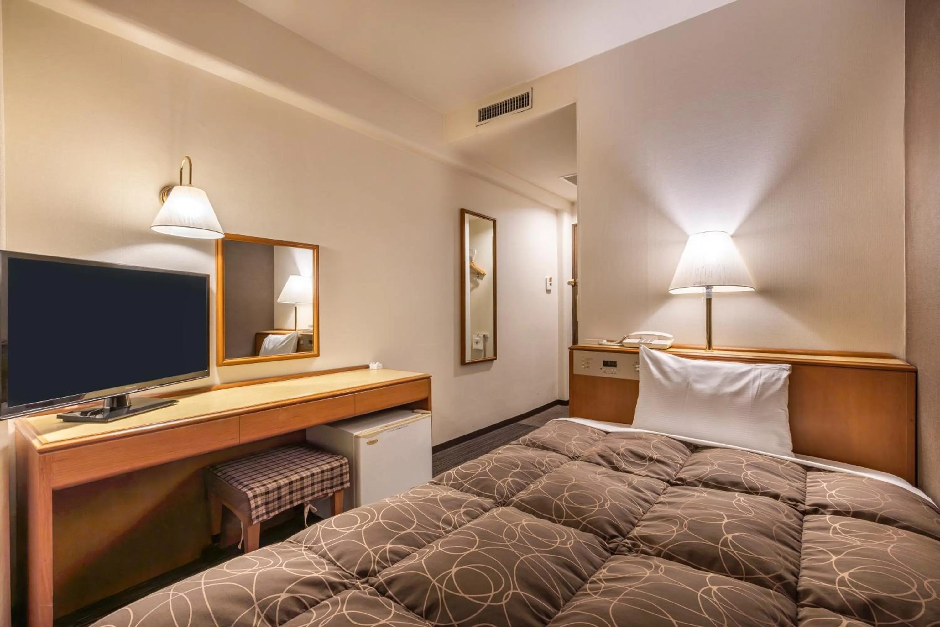 Bed in Az Inn Fukui (Ace Inn Fukui)