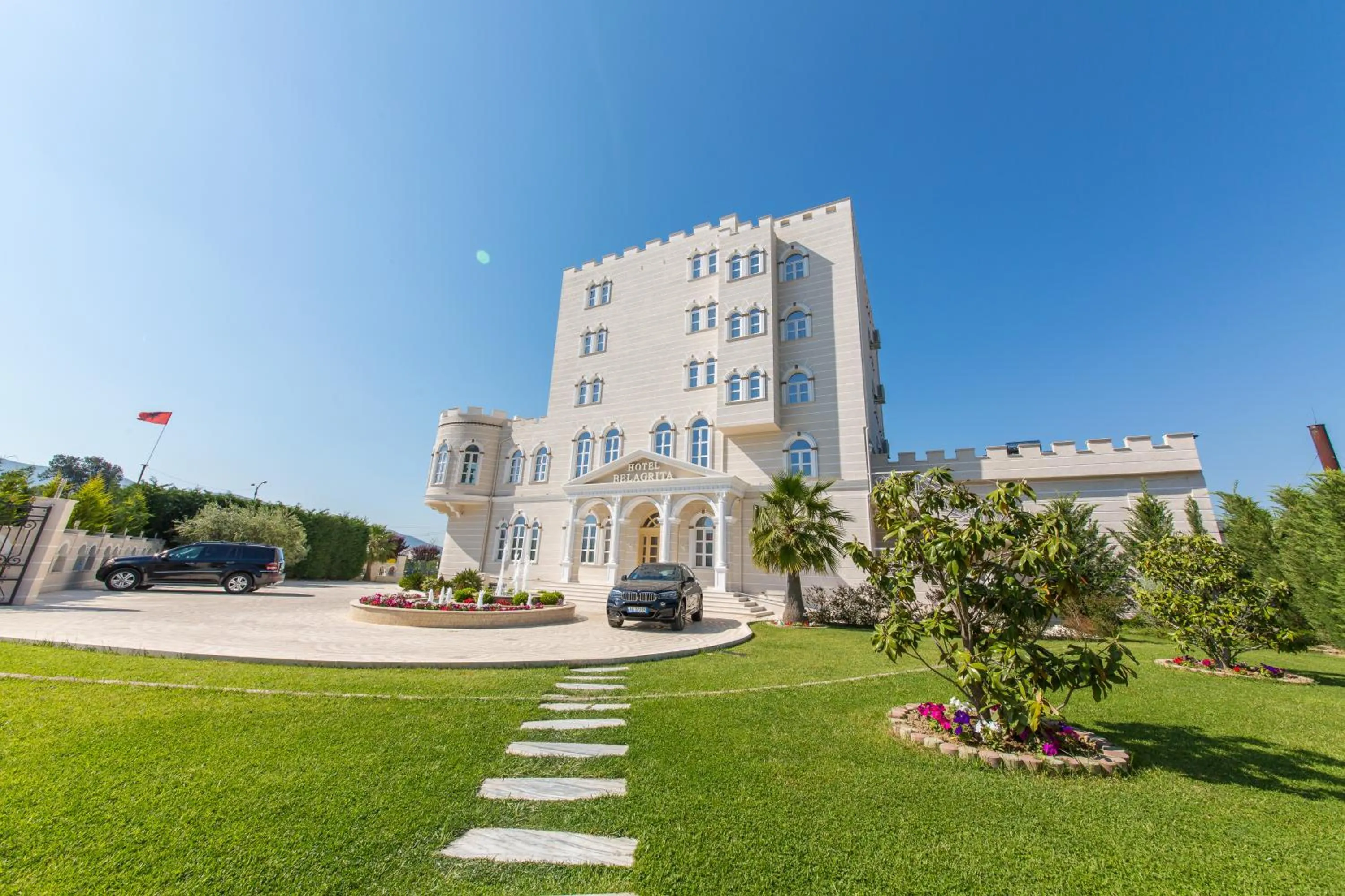 Facade/entrance in Hotel Belagrita