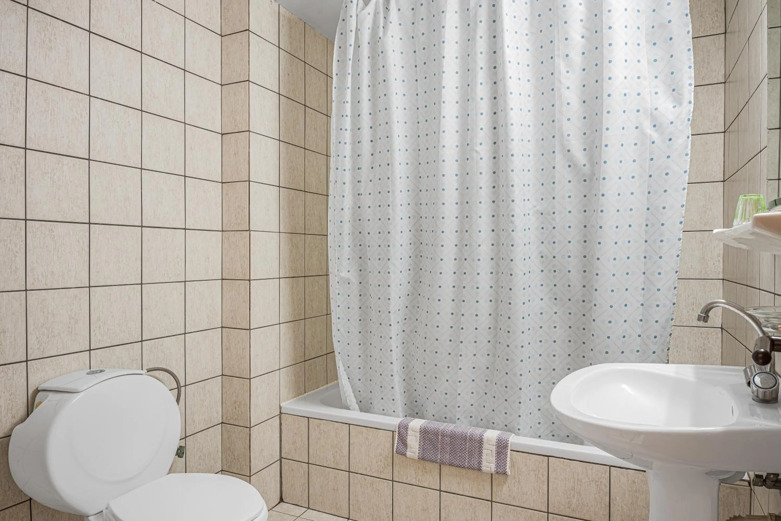 Bathroom in Creta Verano Hotel