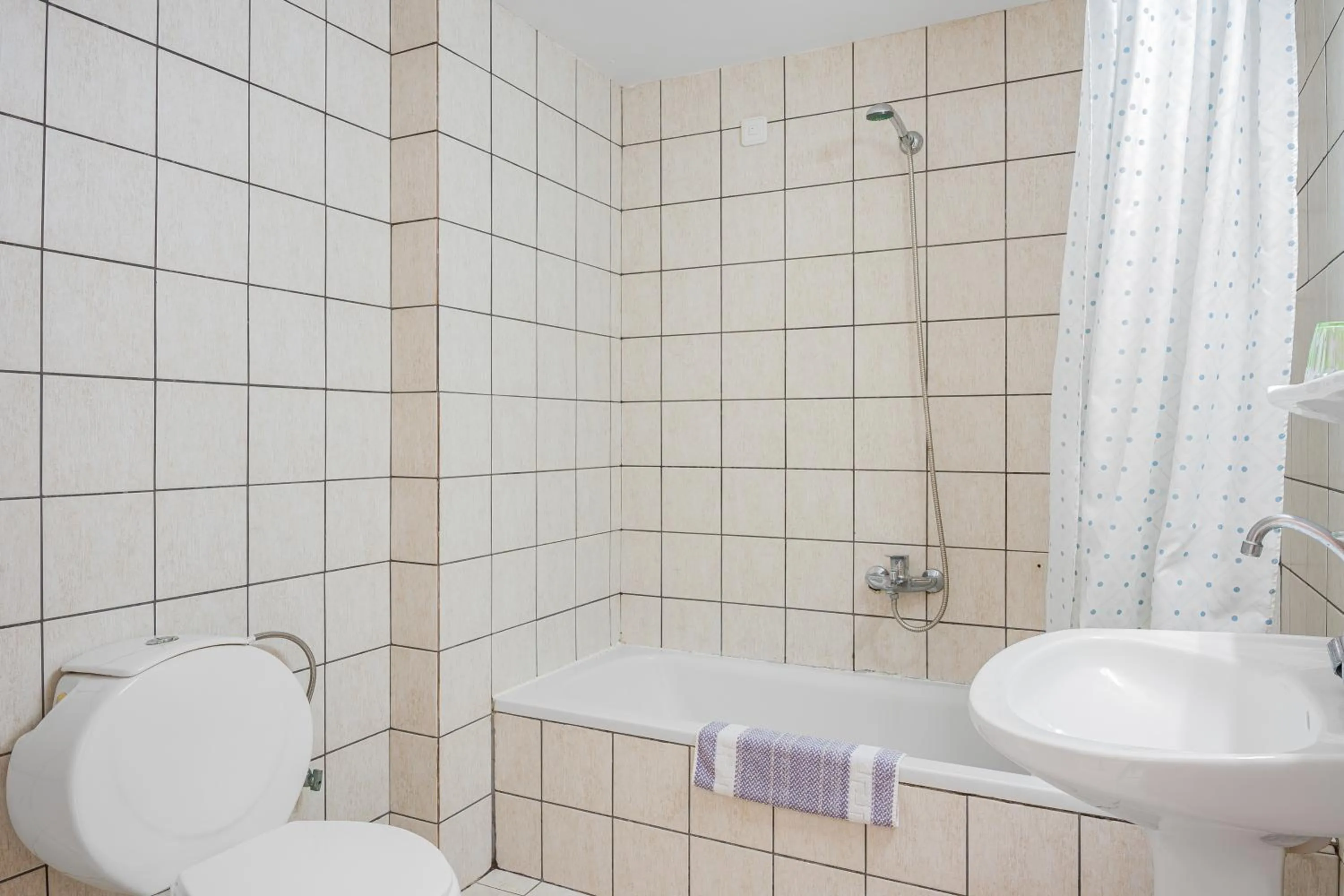 Bathroom in Creta Verano Hotel