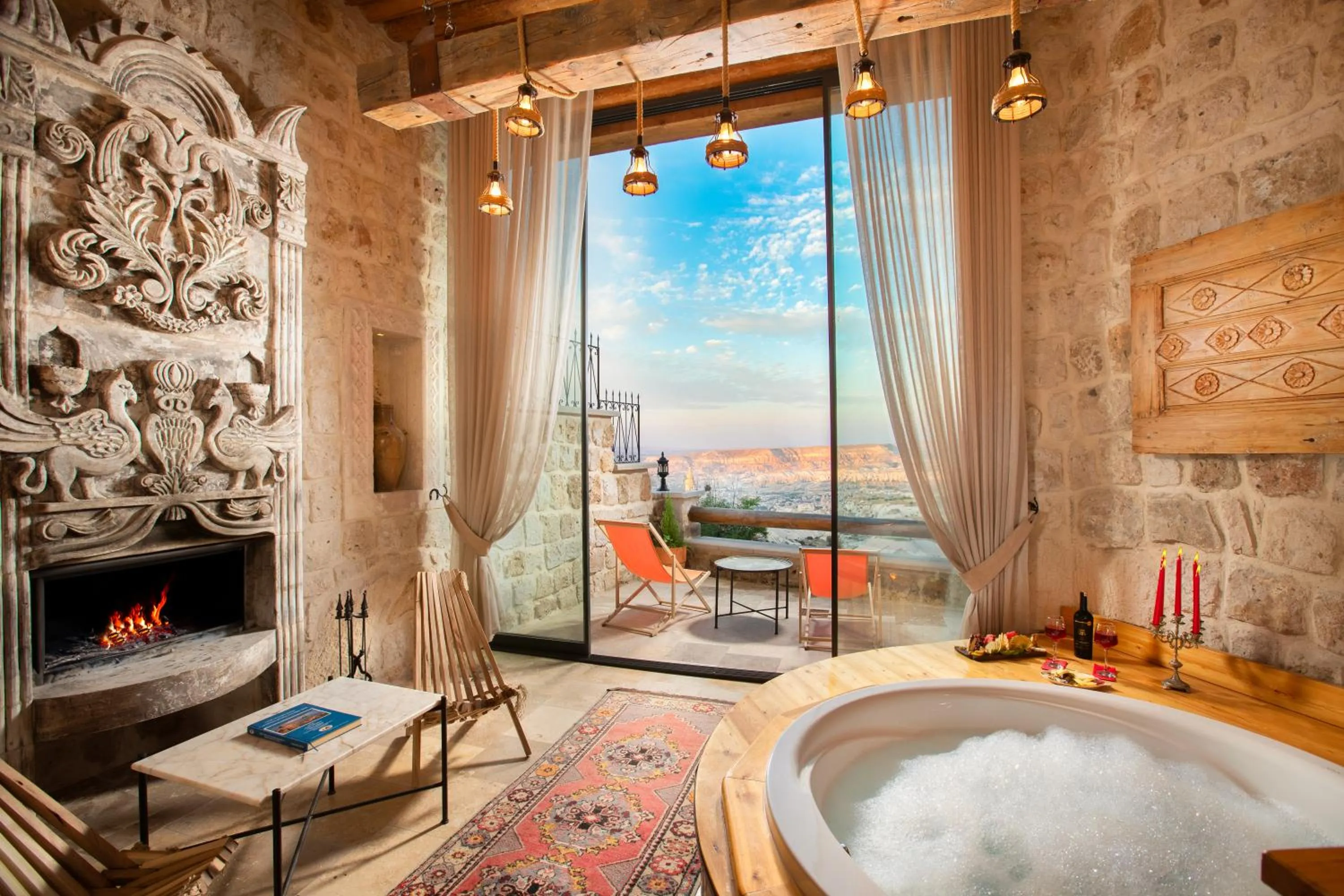 Hot Tub in Dream of Cappadocia