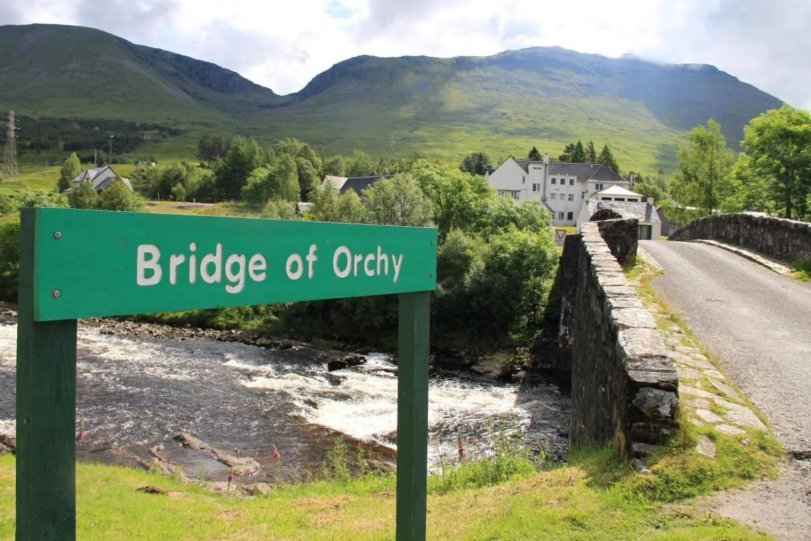 Natural landscape in Bridge of Orchy Hotel