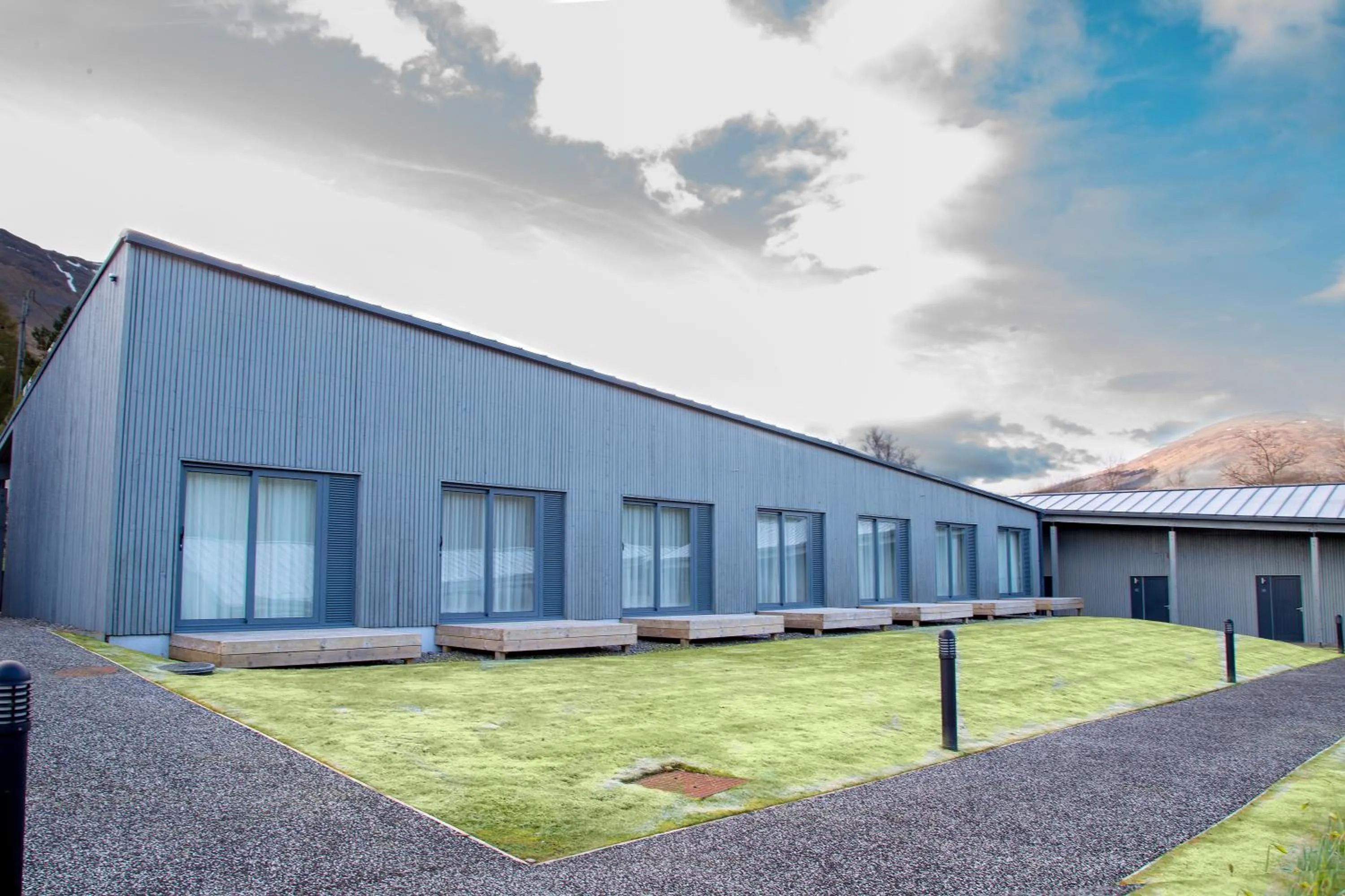 Garden view in Bridge of Orchy Hotel