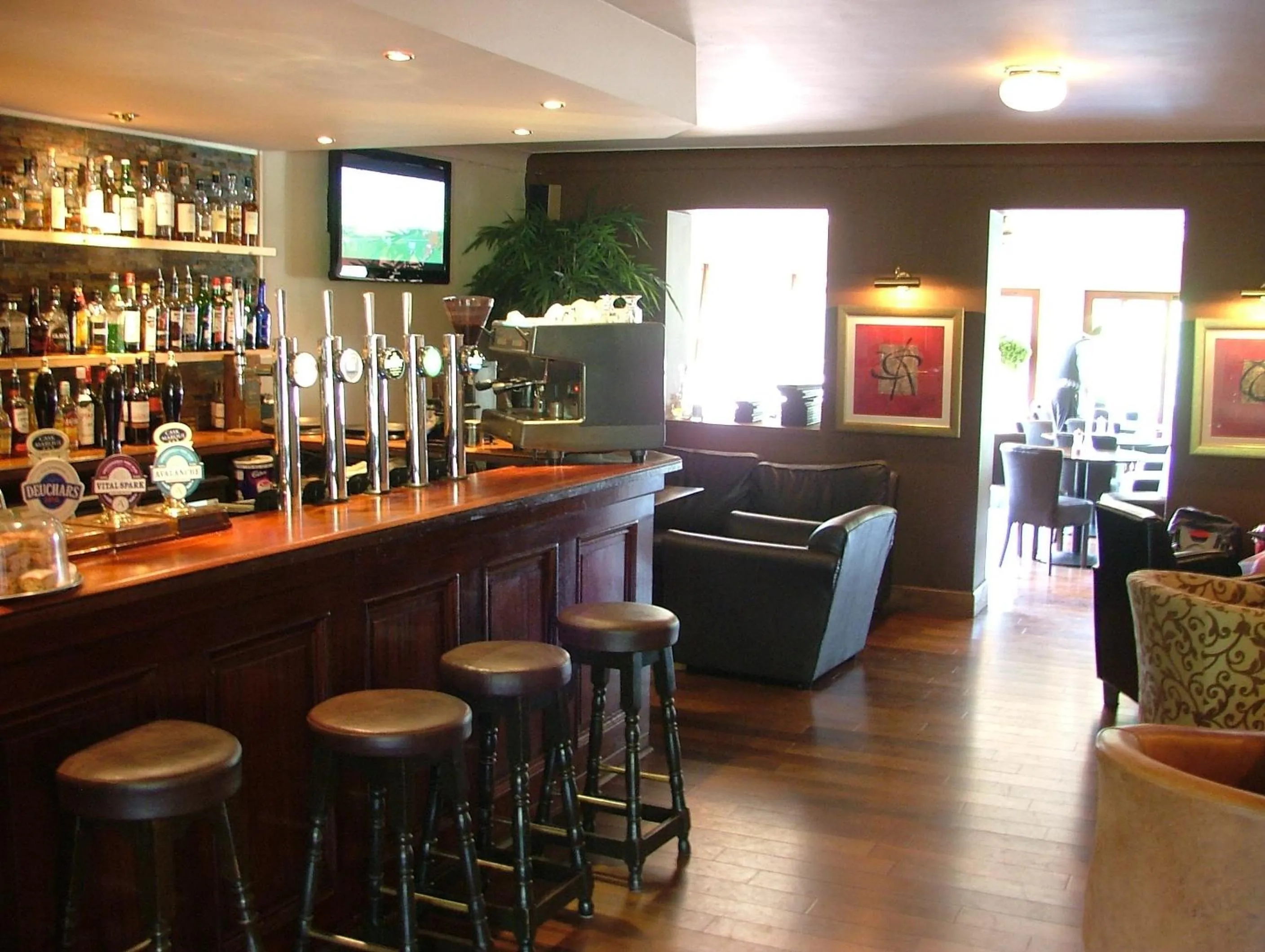 Lounge or bar in Bridge of Orchy Hotel