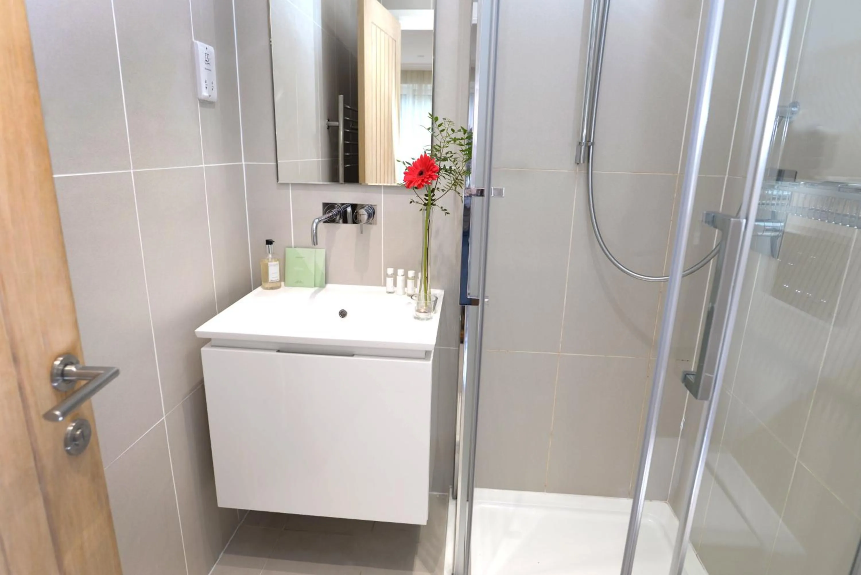 Bathroom in Bridge of Orchy Hotel