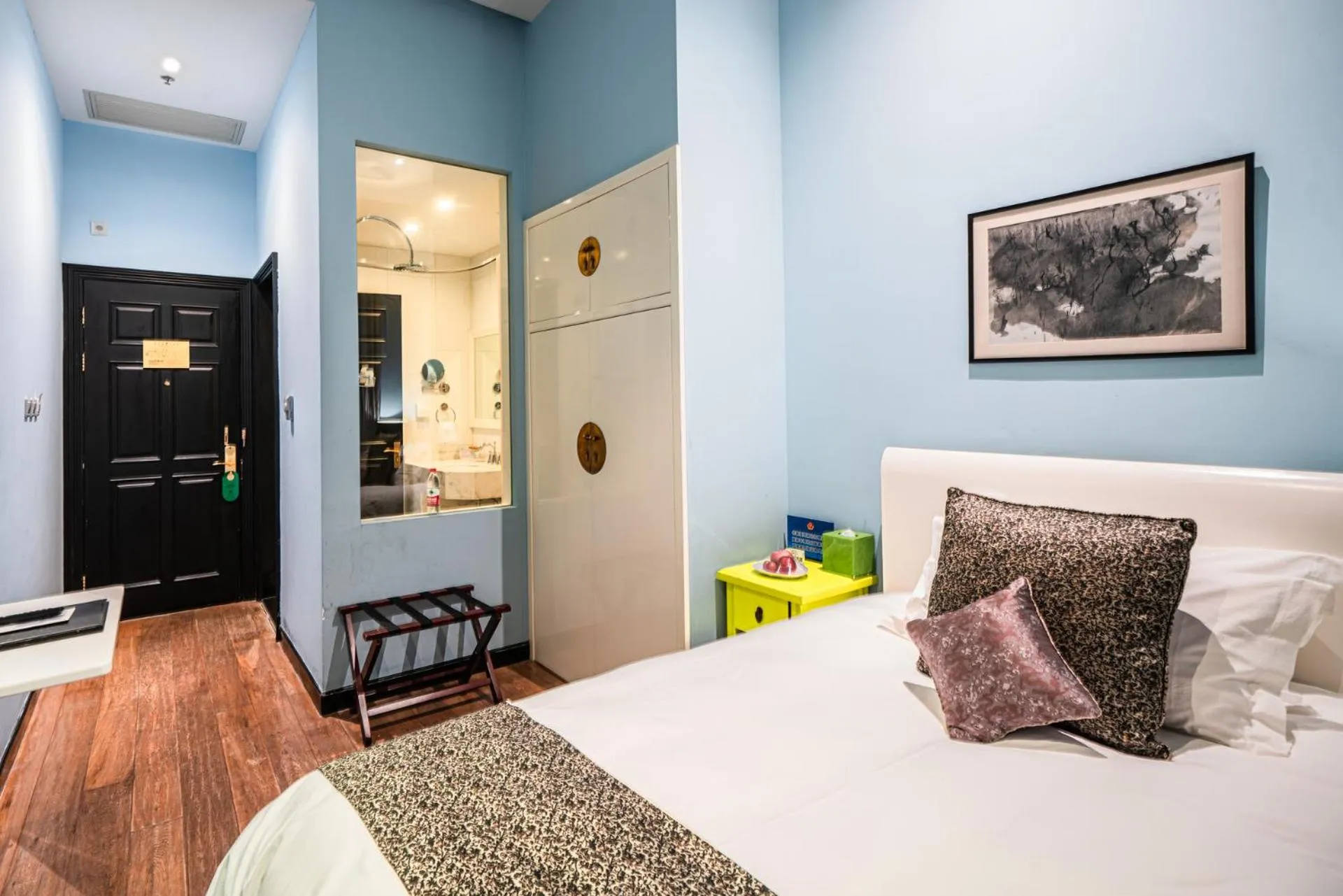 Bed in Gracie Art Hotel