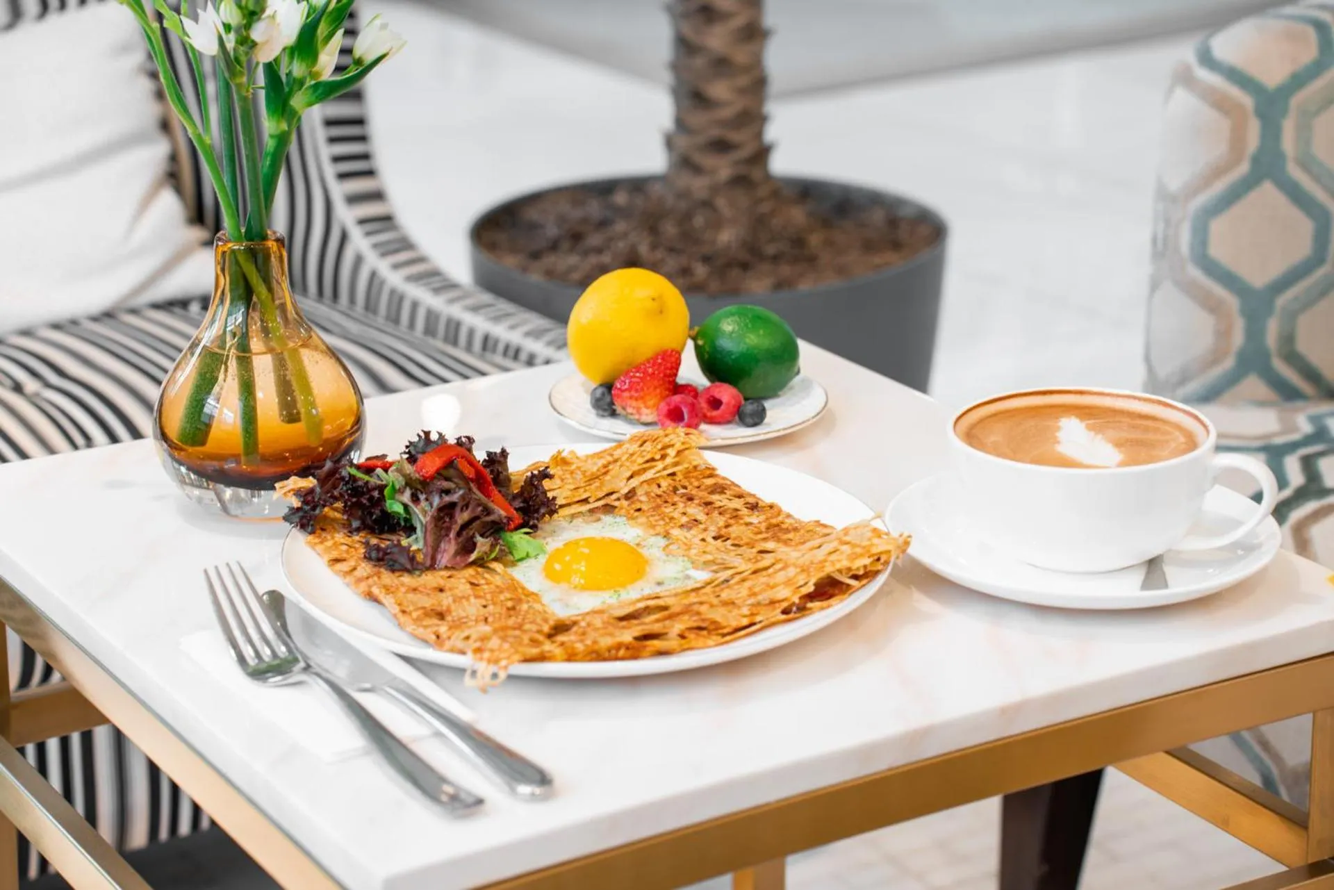 Food in Gracie Art Hotel