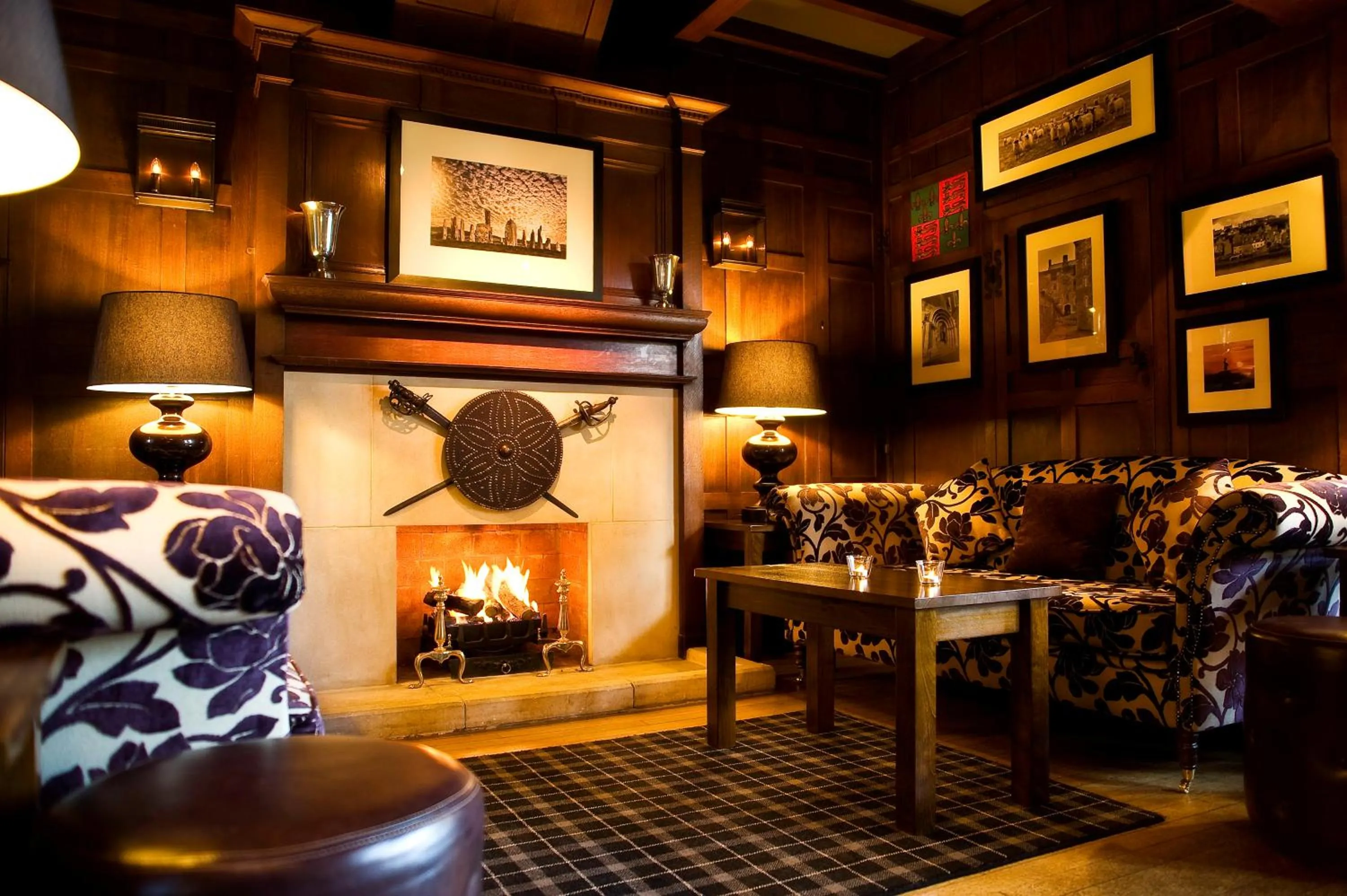 Lounge or bar in Savoy Park Hotel