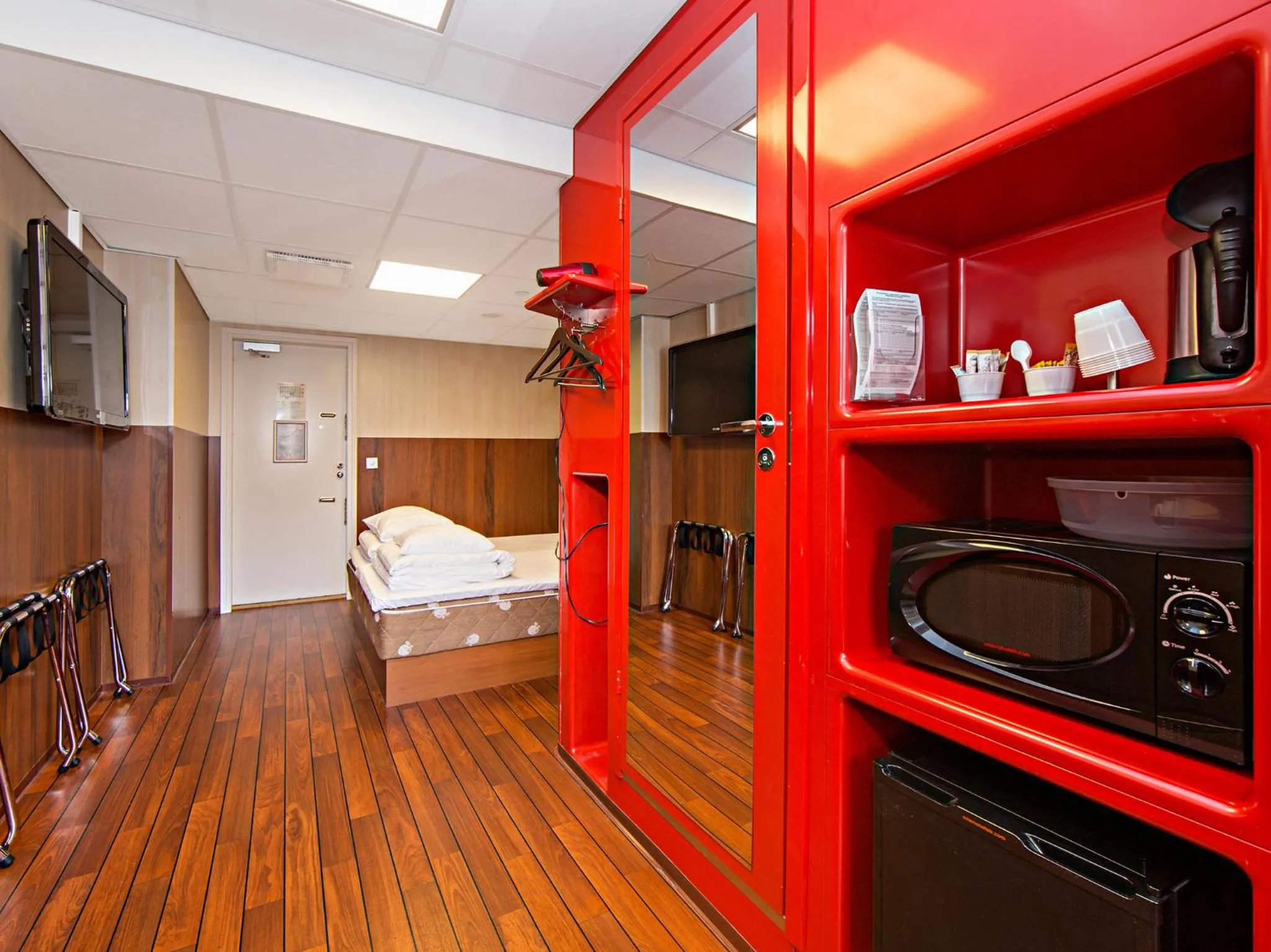 Photo of the whole room, Bed in Omena Hotel Helsinki City Centre