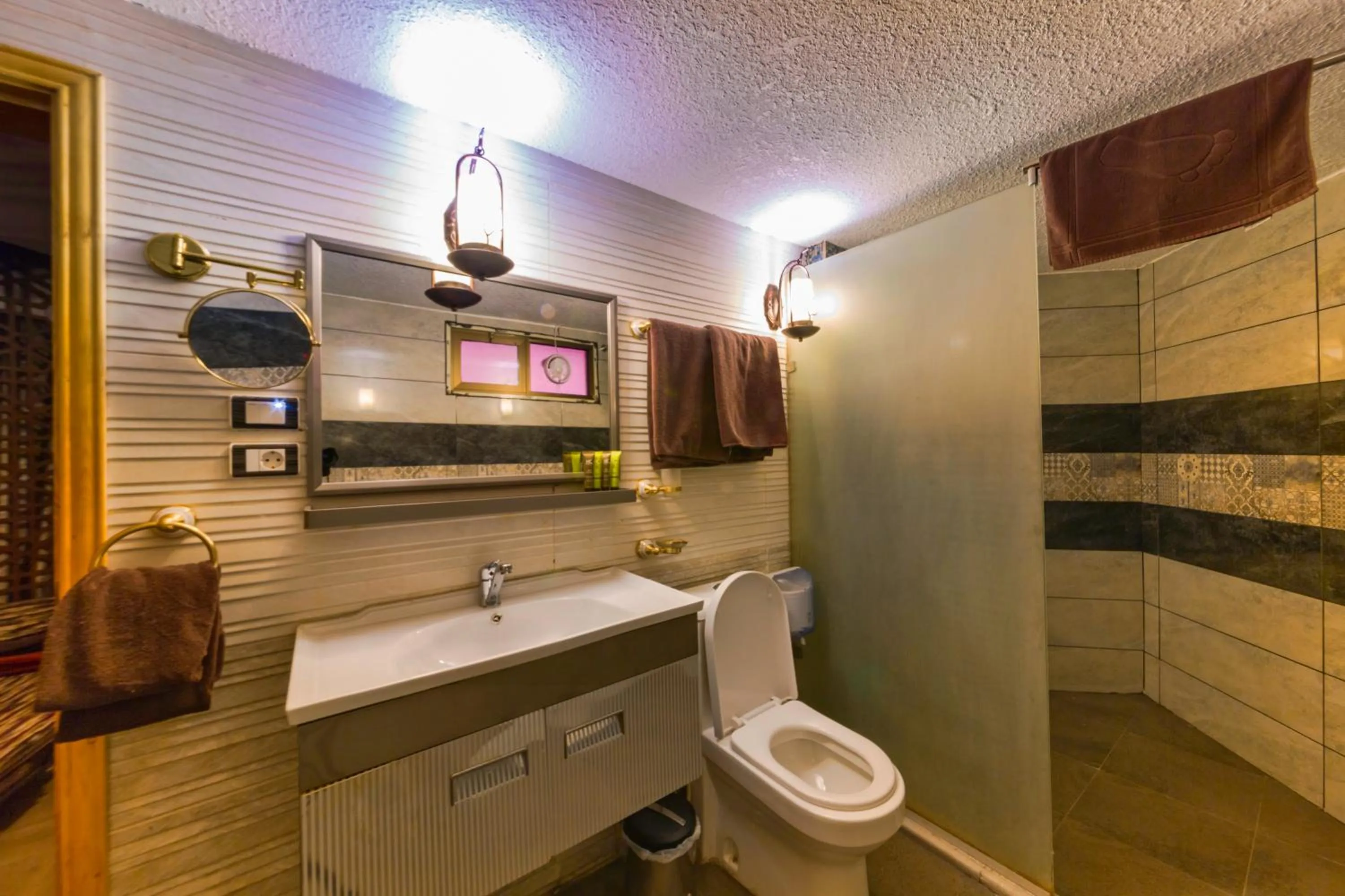 Memories Aicha Luxury Camp