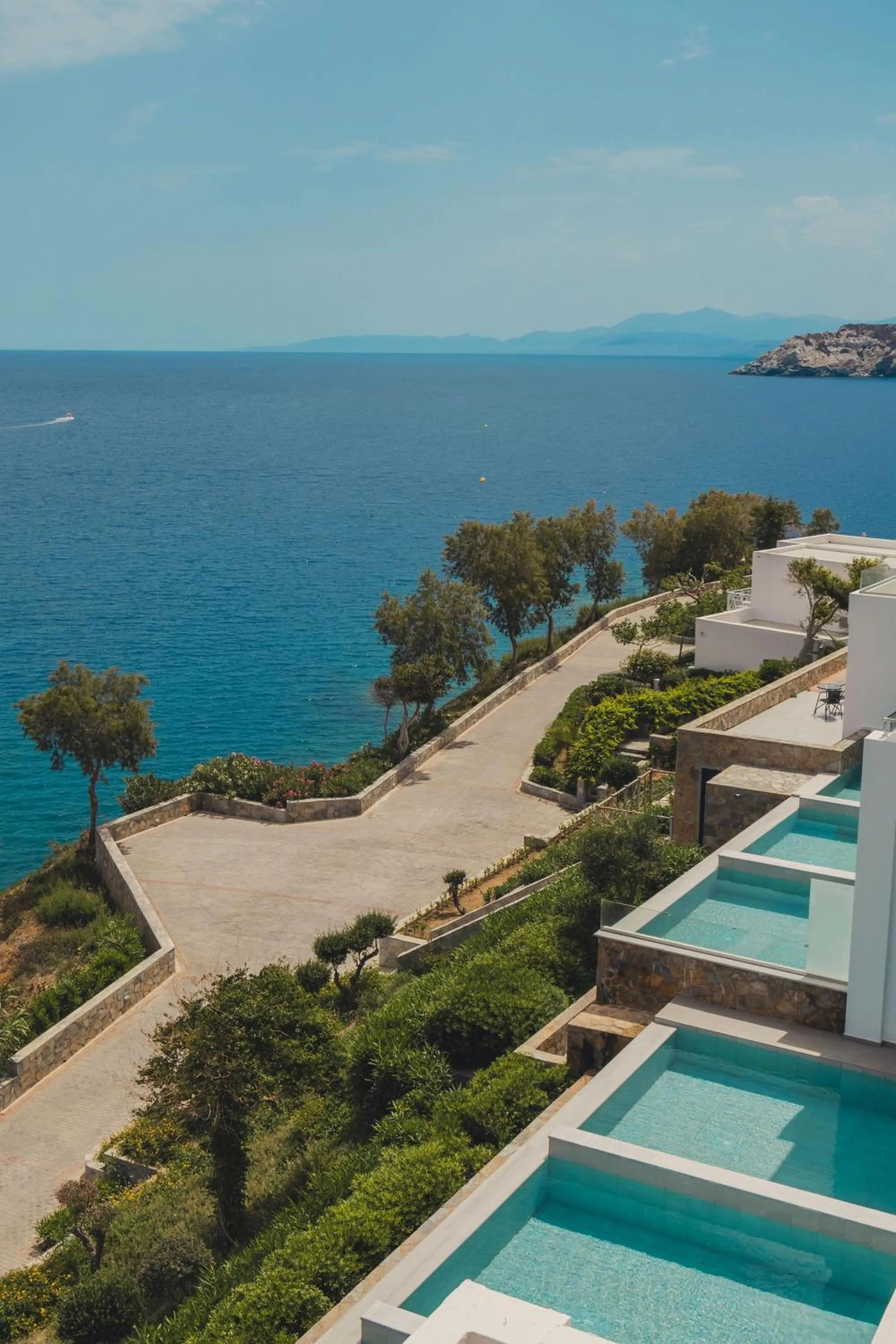 Pool view in Peninsula Resort & Spa