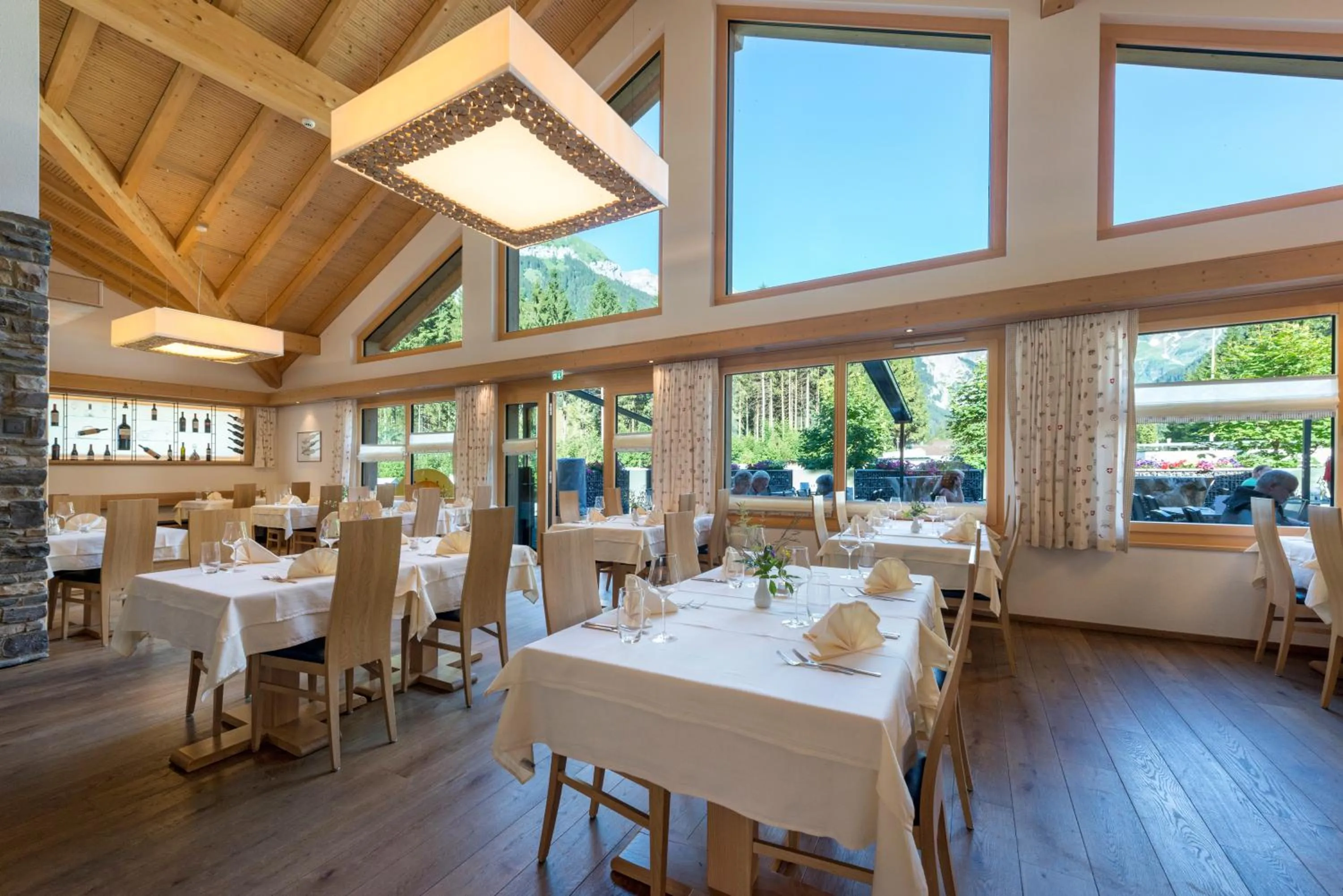 Restaurant/places to eat in Alpenresort Eienwäldli Engelberg