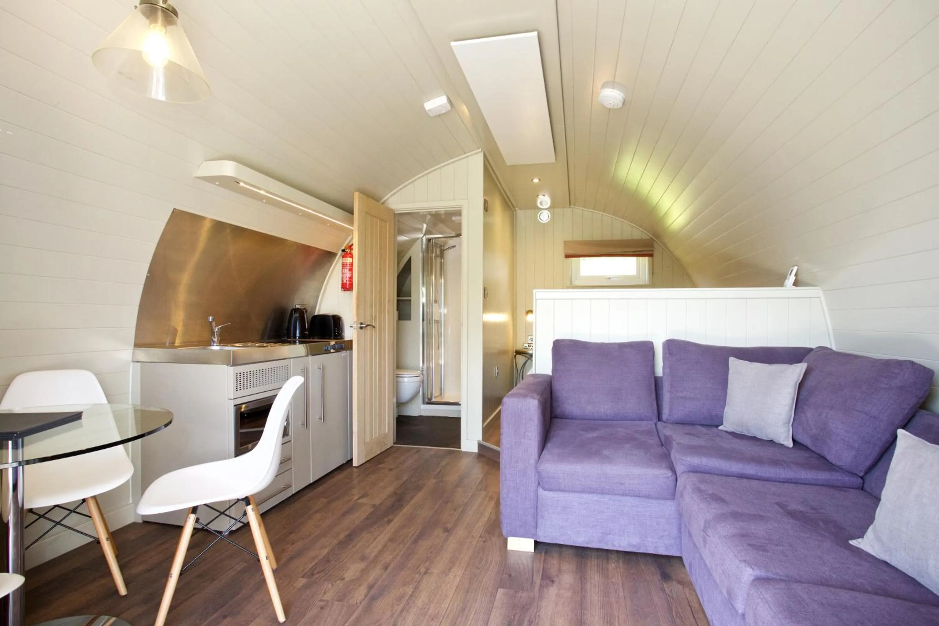 Kitchen or kitchenette in LOCH TAY HIGHLAND LODGES and GLAMPING PARK