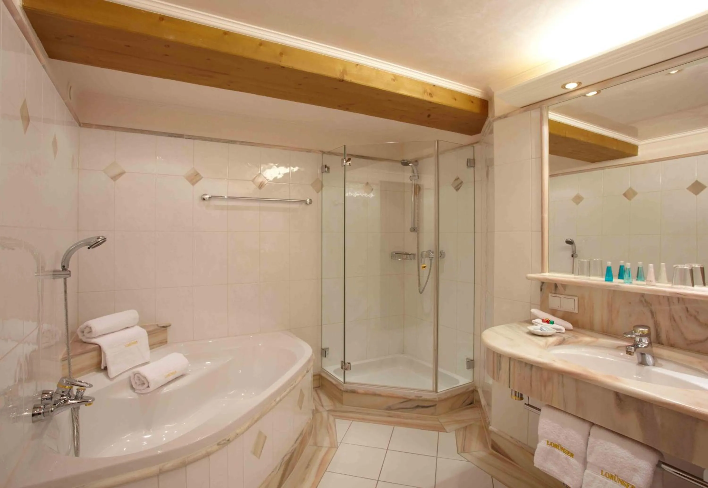 Bathroom in Sporthotel Lorünser