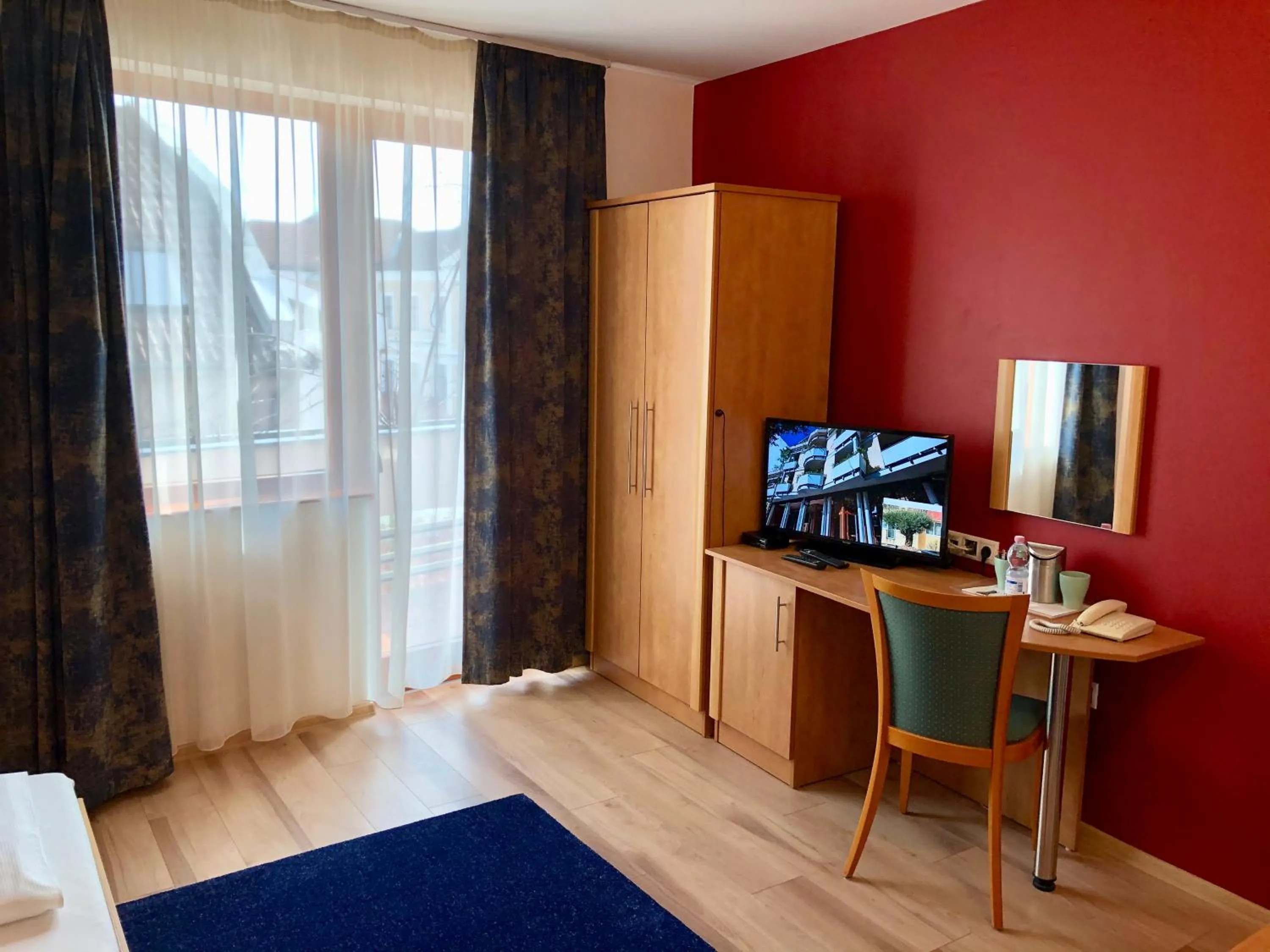 Semiramis Business Hotel