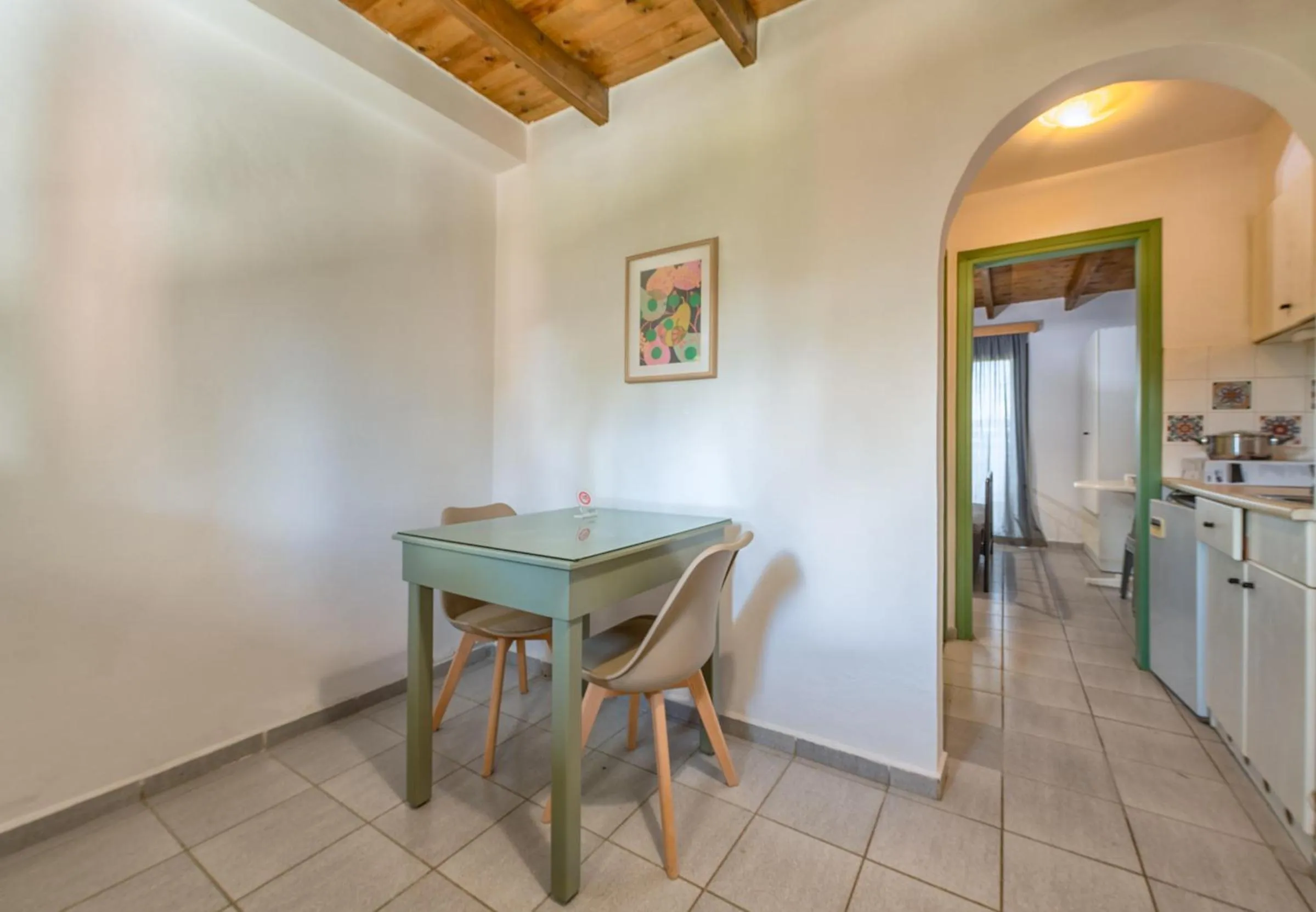 Photo of the whole room in Nancy - Chara Apartments