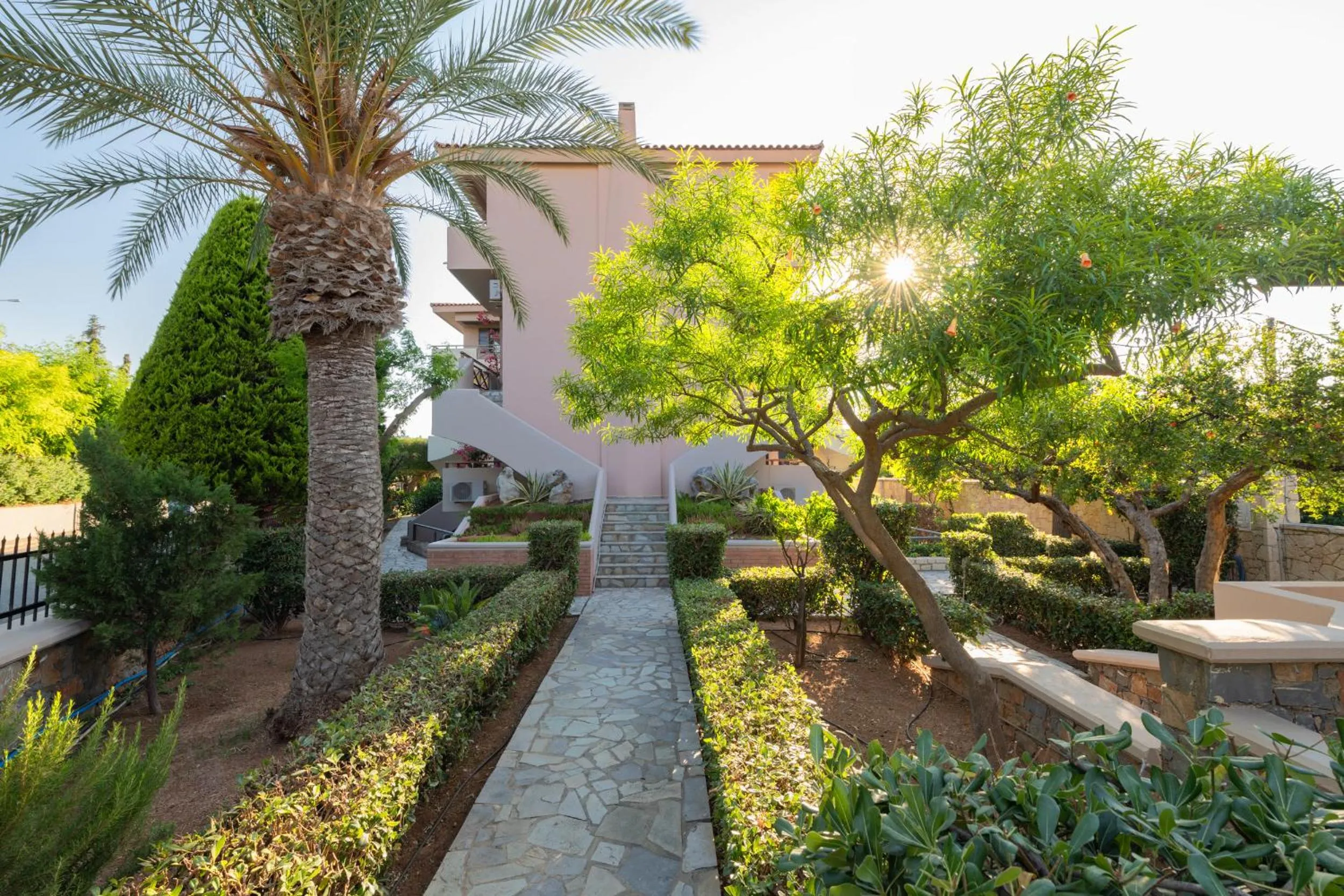 Garden in Nancy - Chara Apartments