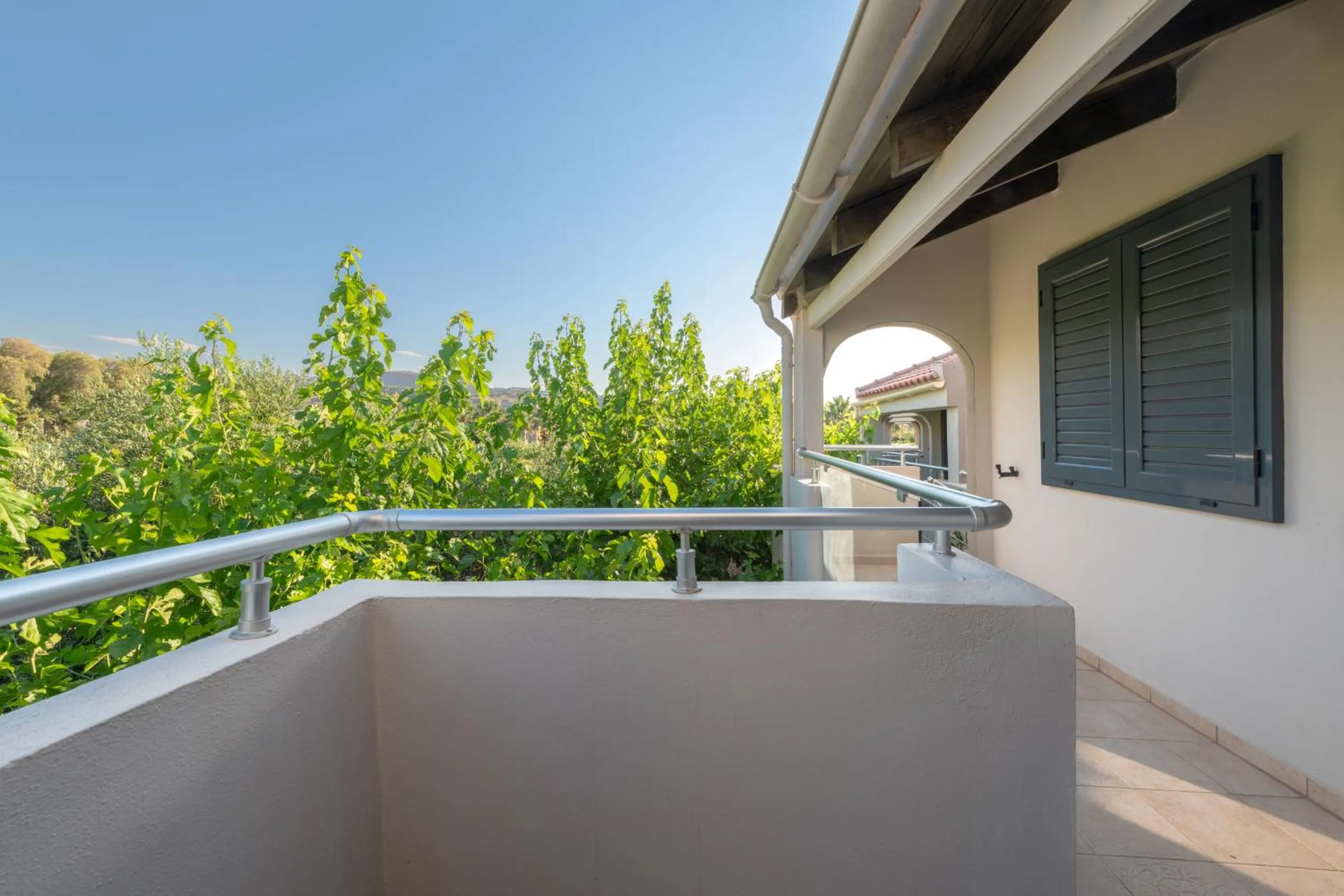 Garden view in Nancy - Chara Apartments