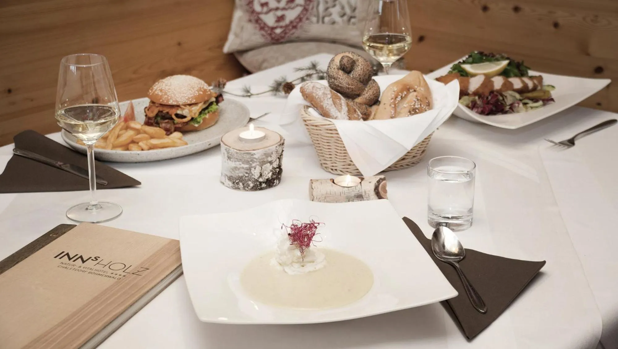 Food and drinks in INNs HOLZ