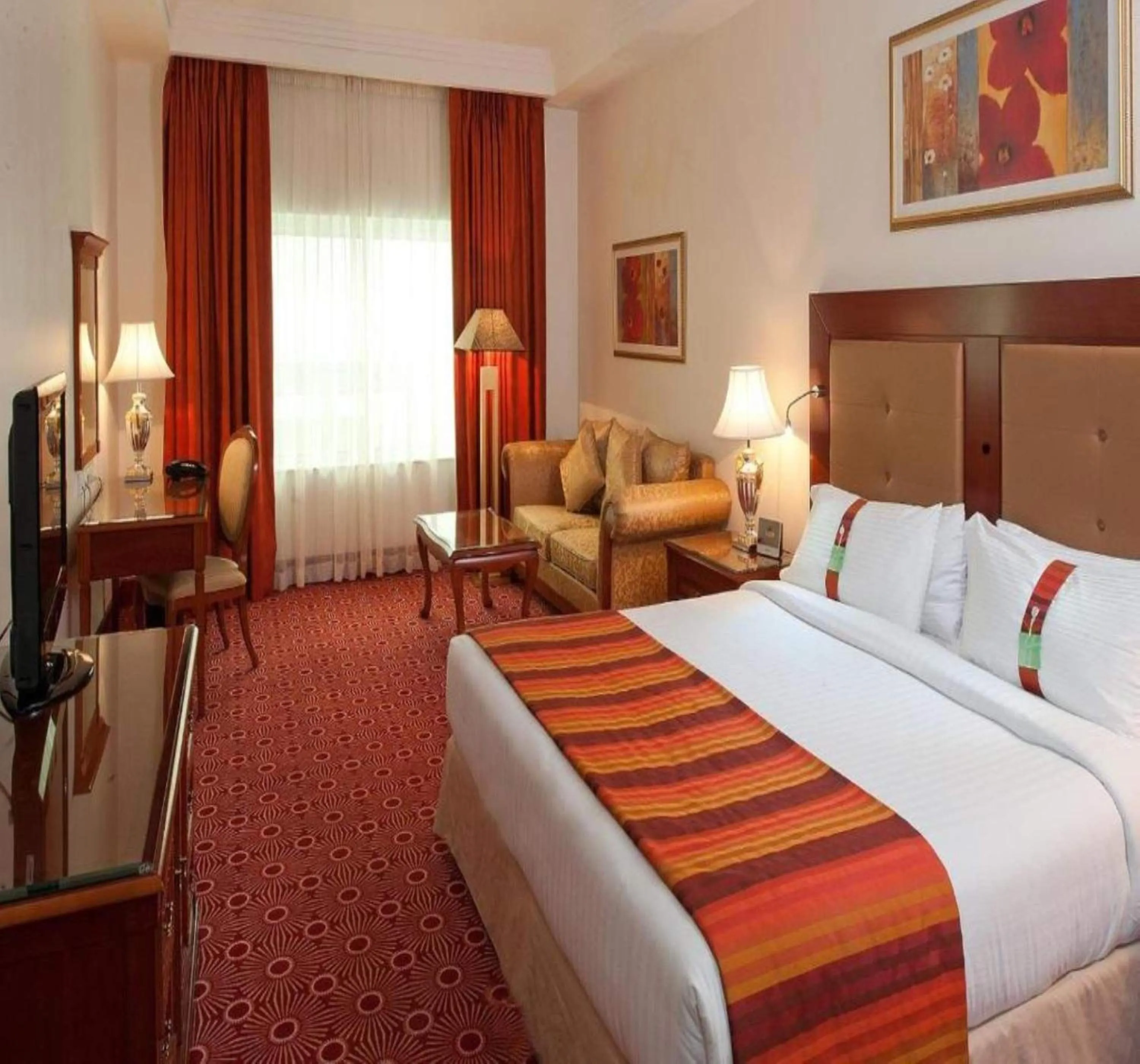 Photo of the whole room, Bed in Sunday Hotel Holiday international Dubai