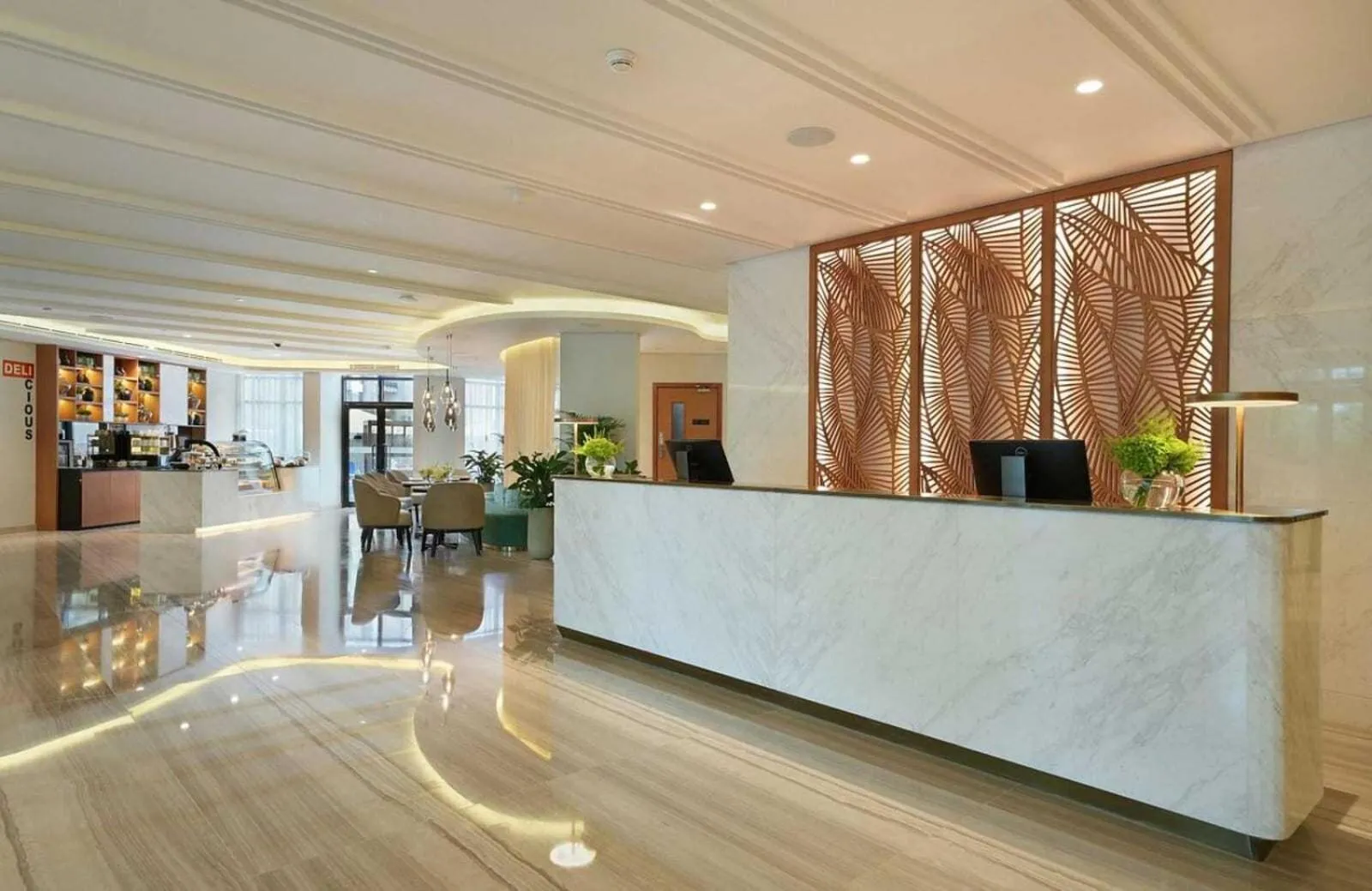 Lobby or reception in Sunday Hotel Holiday international Dubai