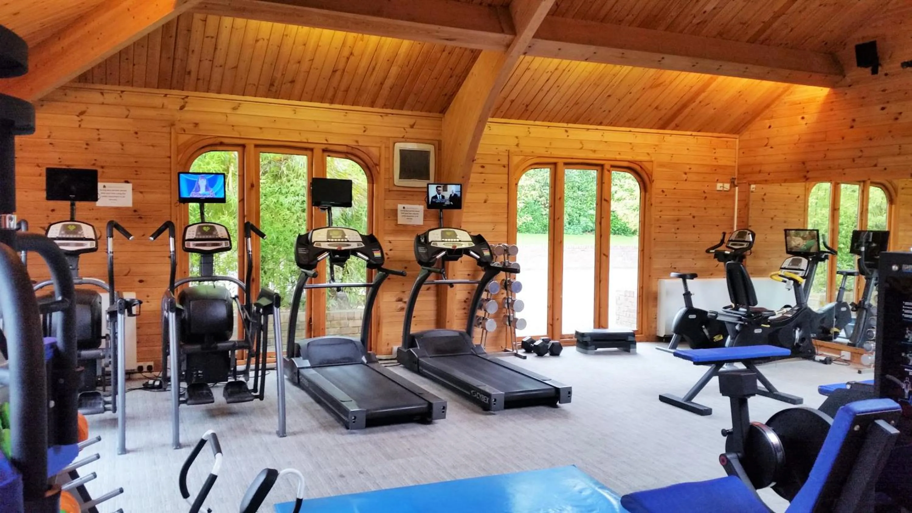 Swimming pool in Haughton Hall Hotel & Leisure Club