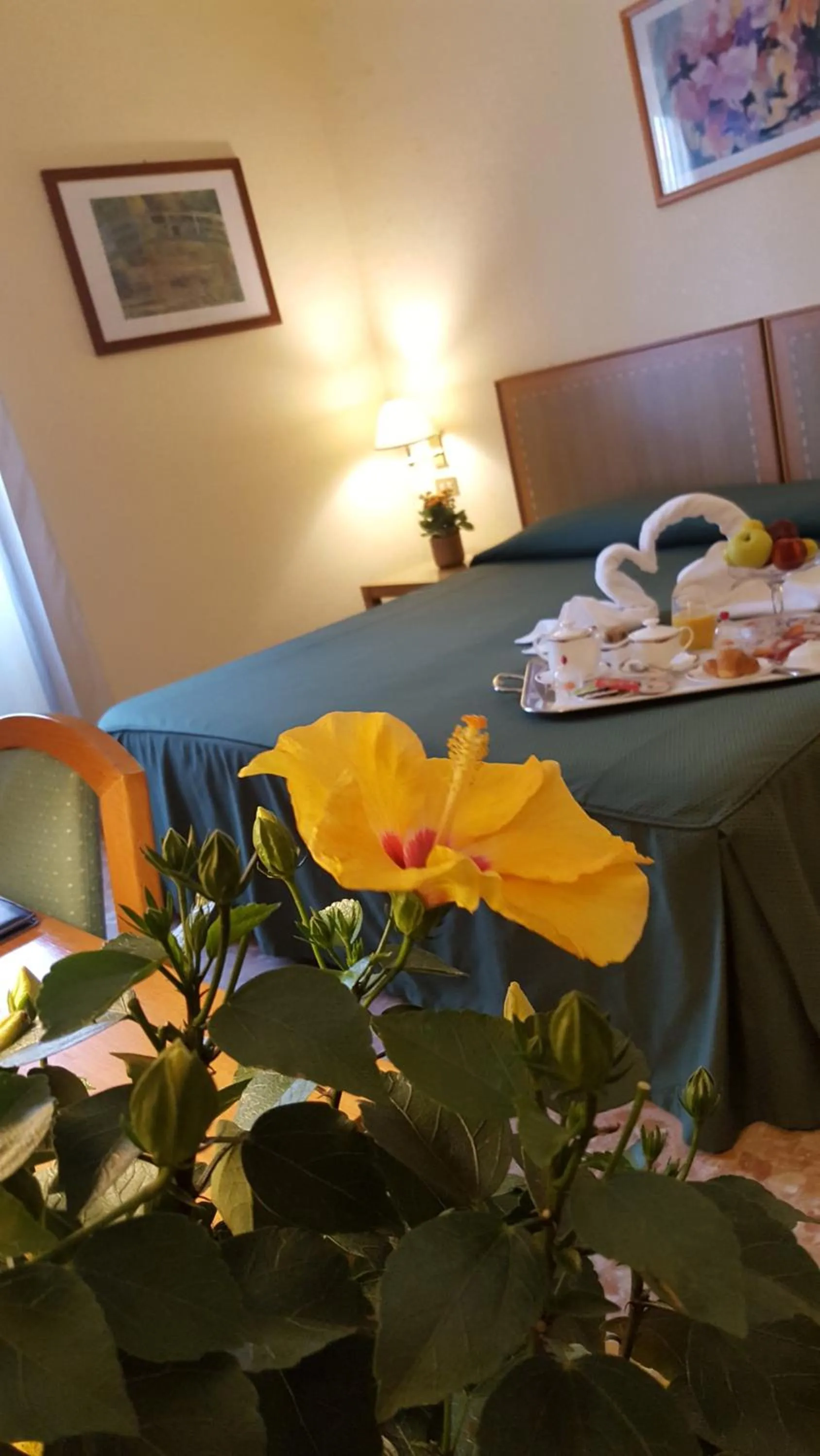 Decorative detail in Nuovo Albergo