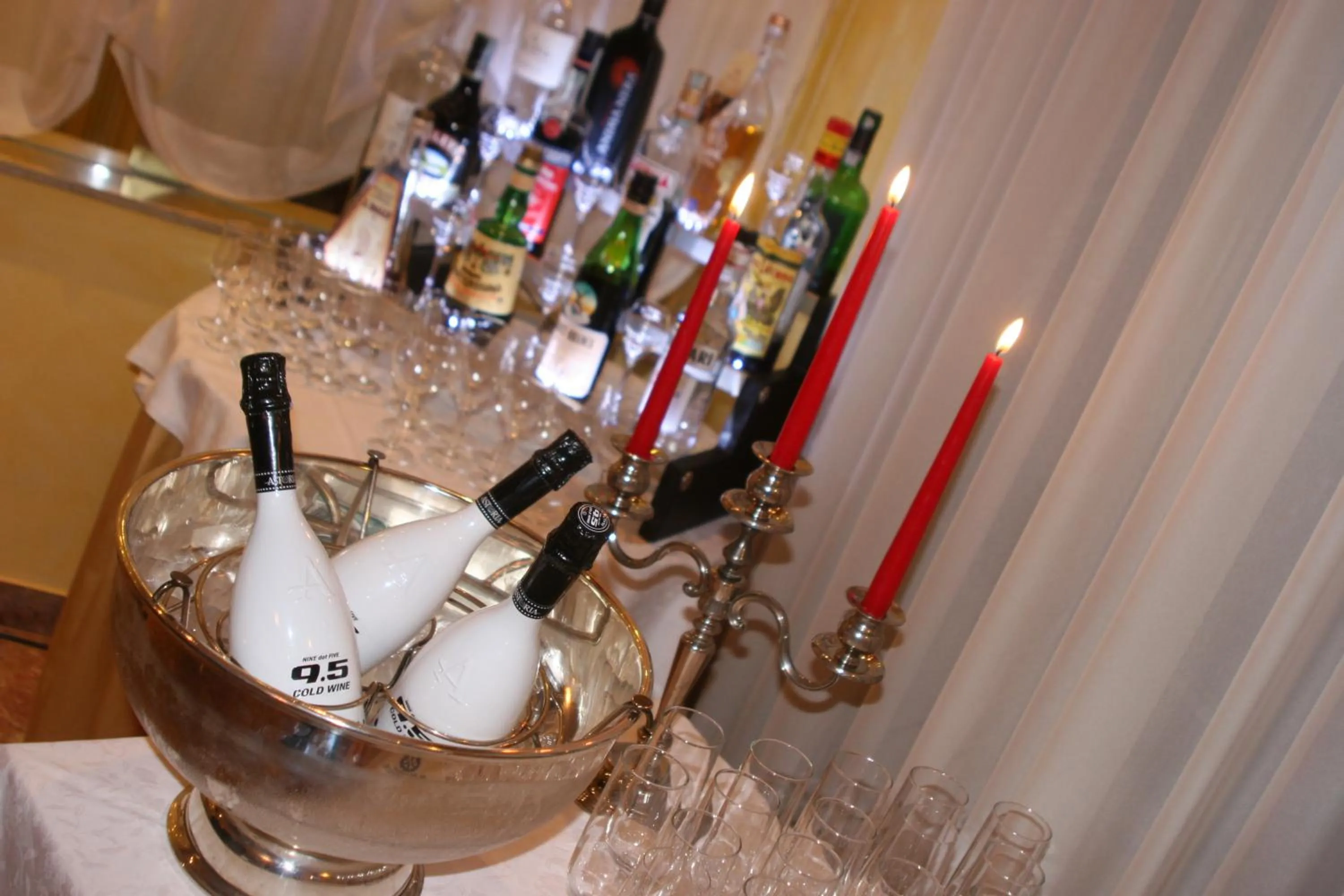 Alcoholic drinks in Nuovo Albergo