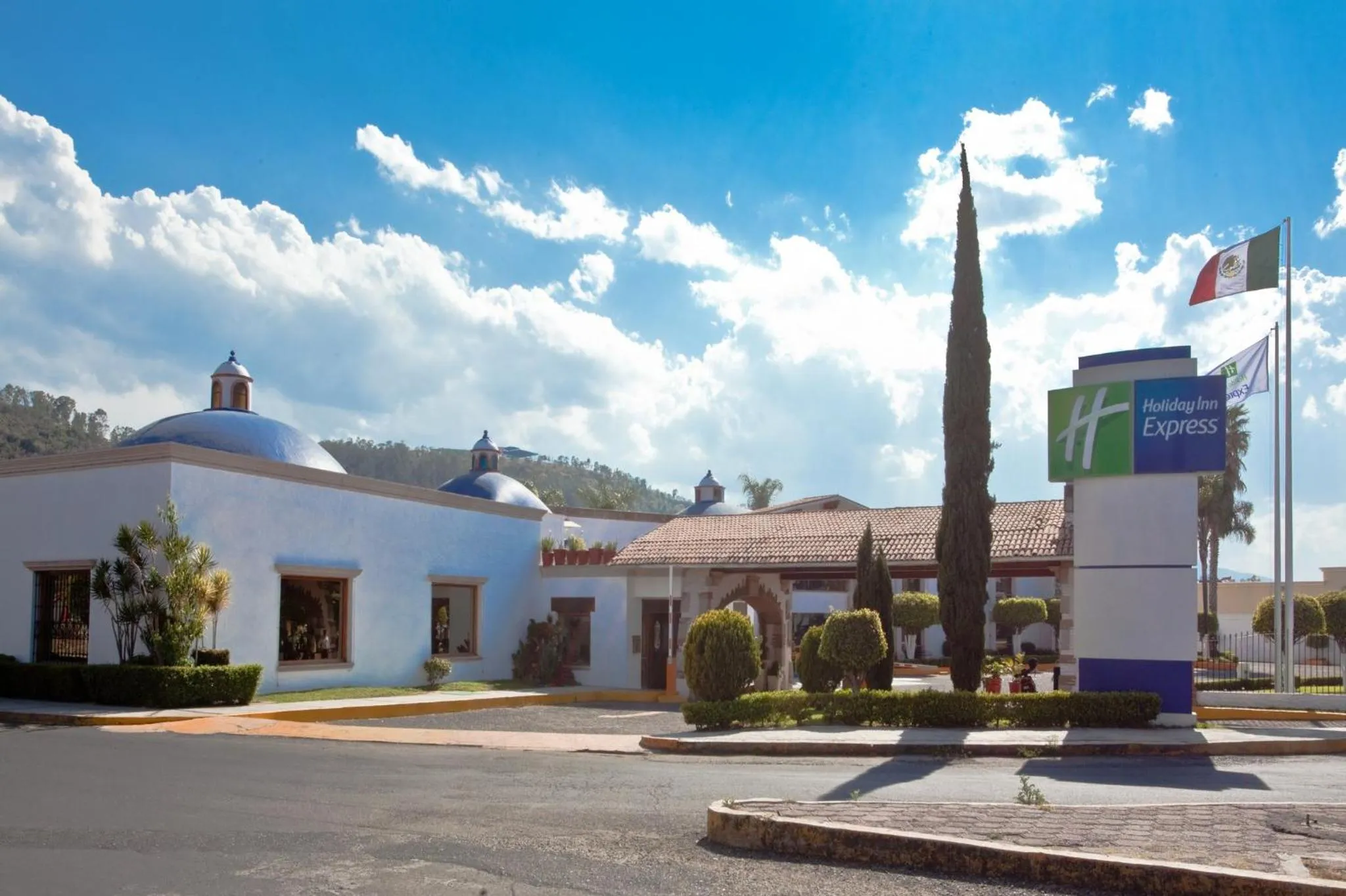 Property building in Holiday Inn Express Morelia by IHG