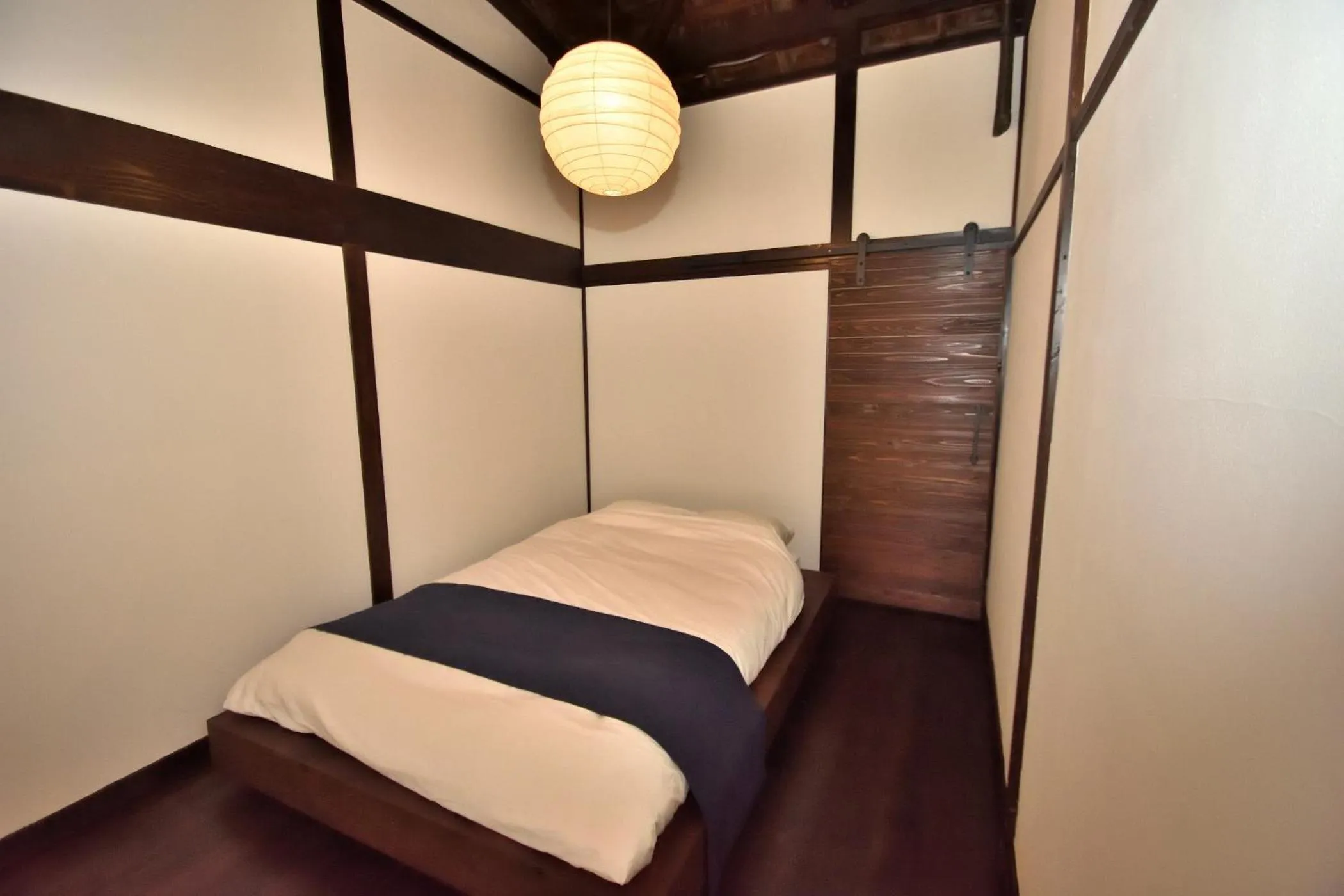 Bedroom, Bed in Kohaku AMBER Kamakura Zaimokuza