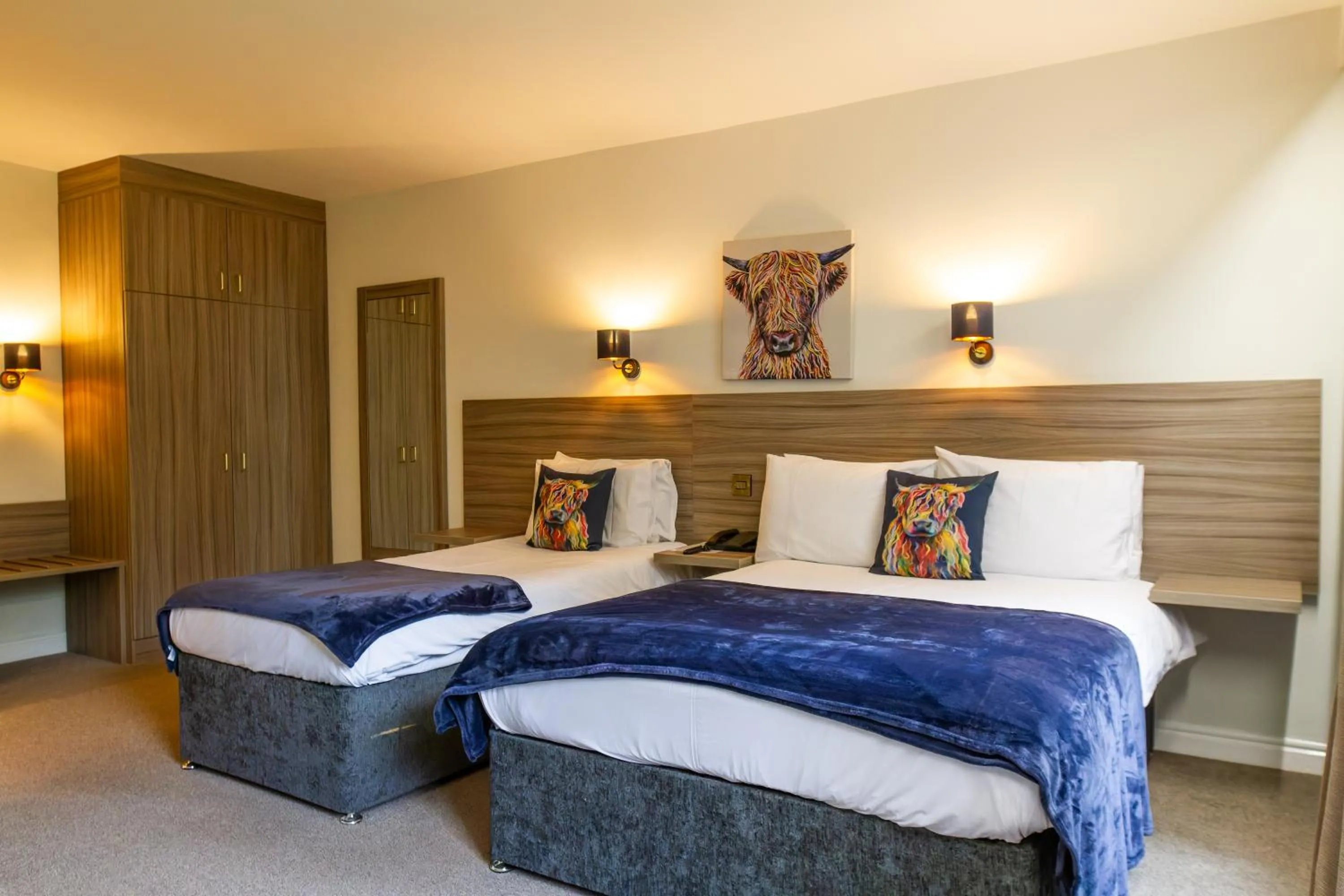 Bed in The Sitwell Arms Hotel