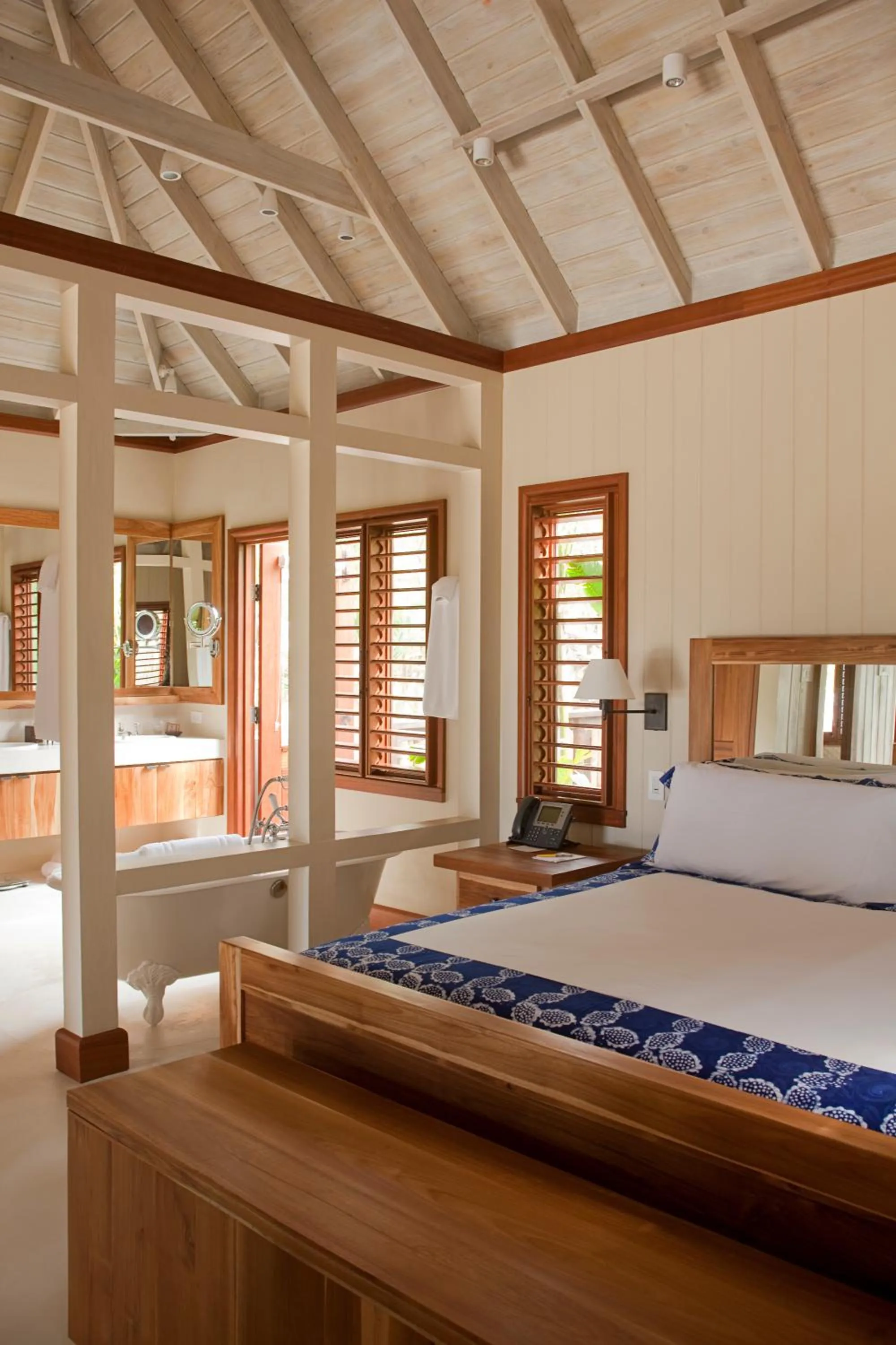 Bedroom, Bed in GoldenEye