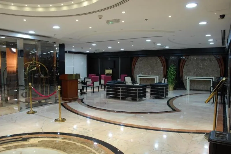 Lobby or reception in Al Hayat Hotel Suites