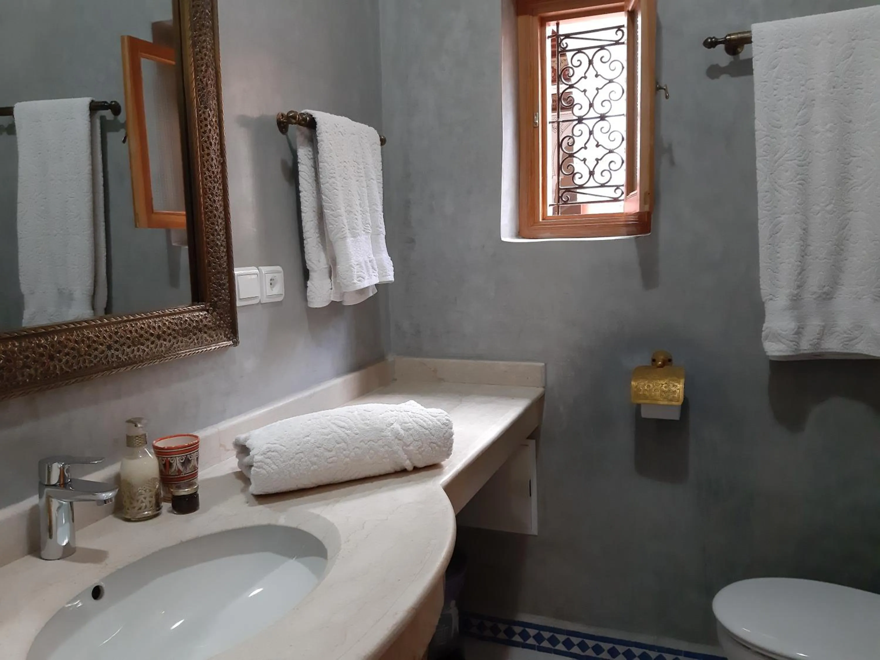 Bathroom in Riad Miral